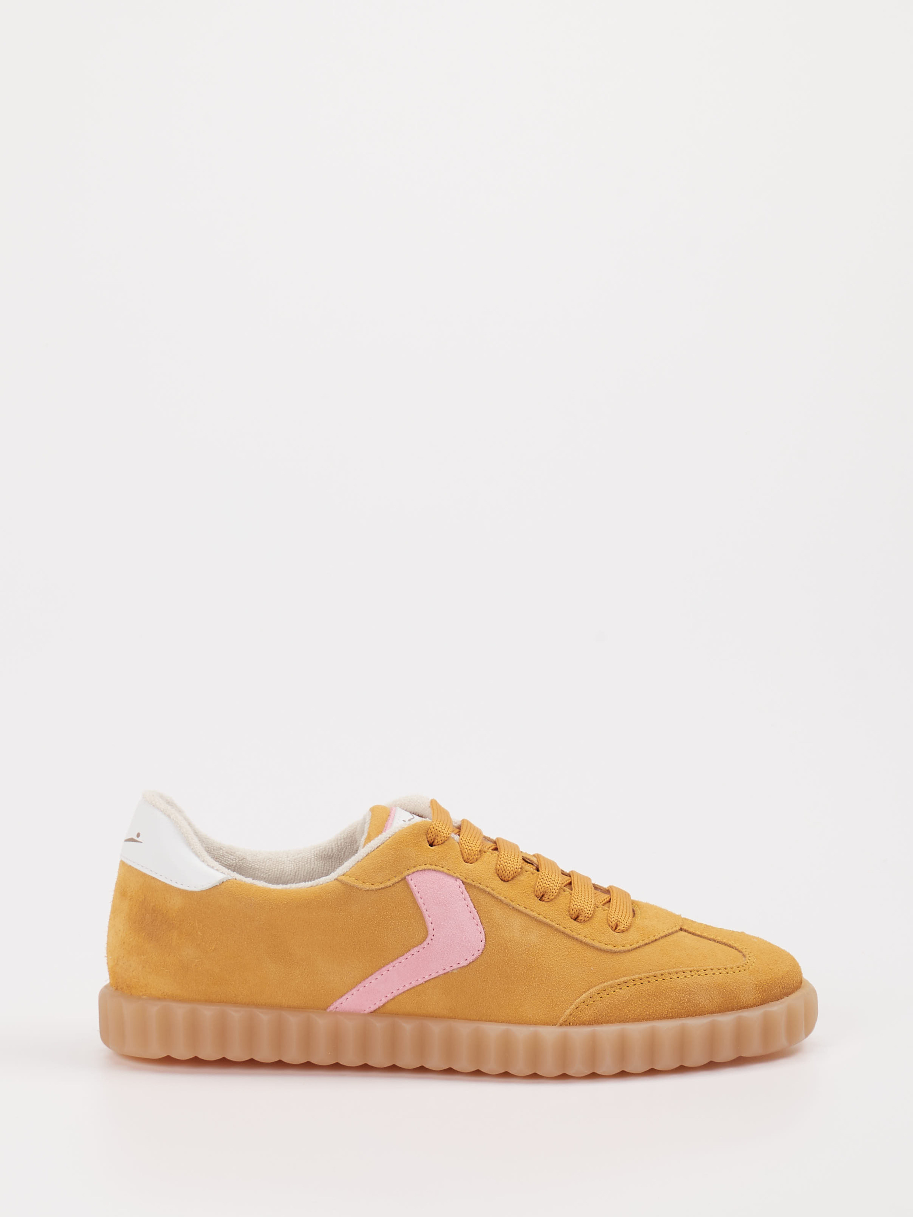 Sneaker rot 1661575000101