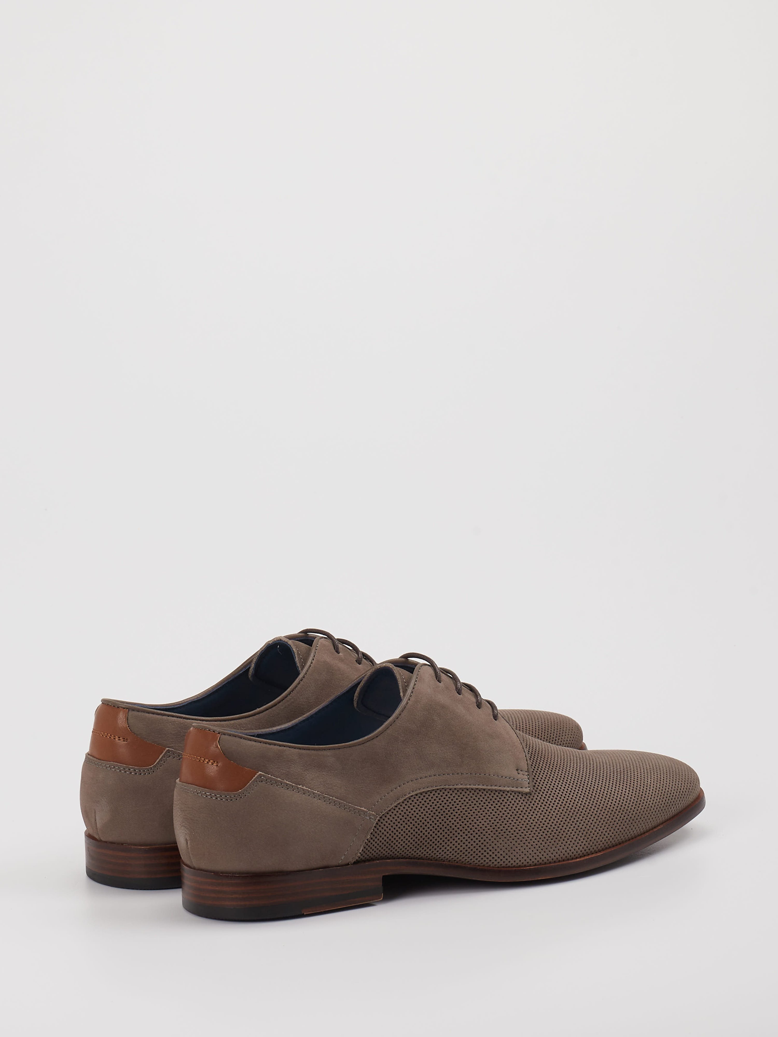 Schnürschuh braun 4610249010303
