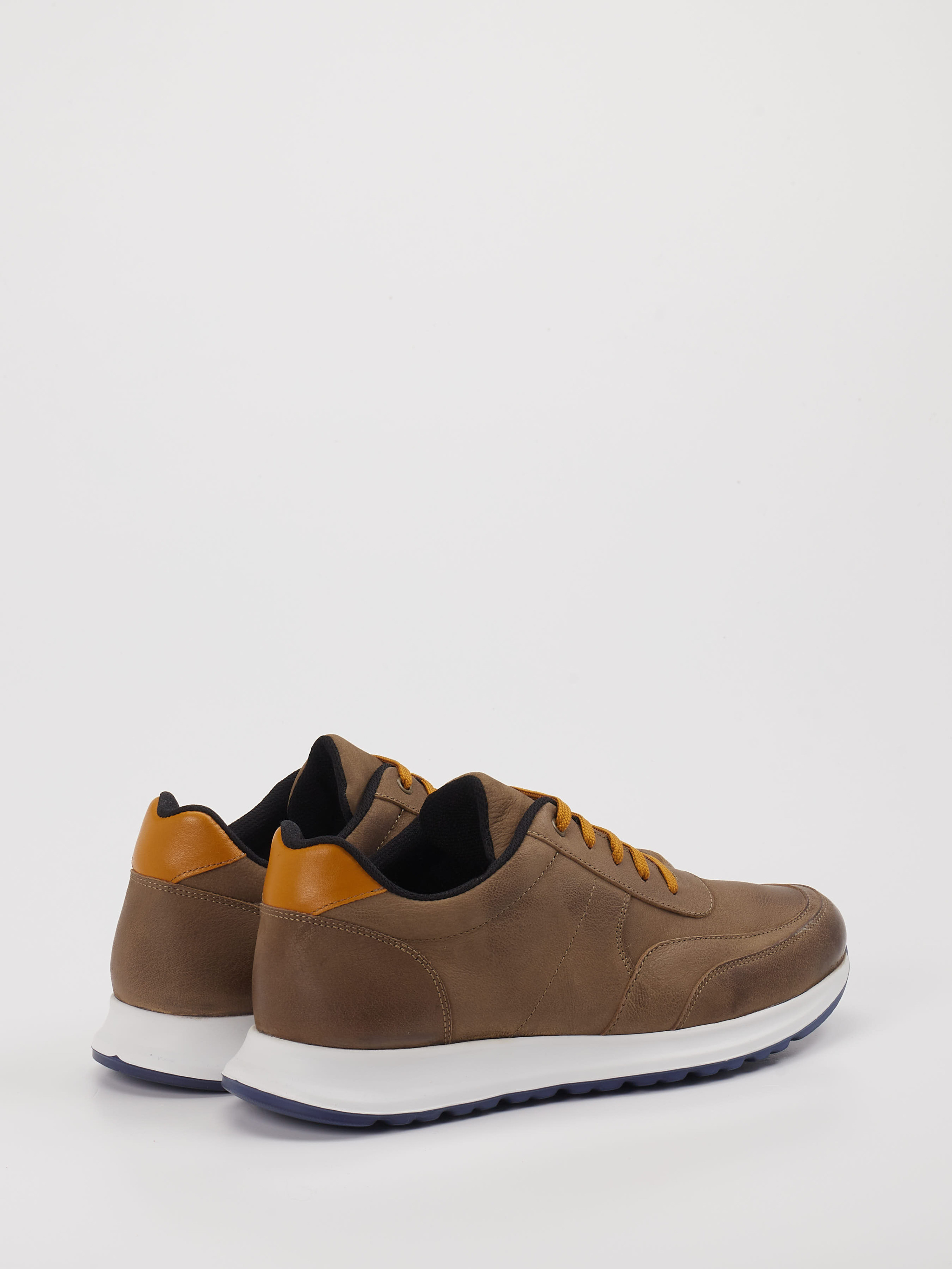 Sneaker braun 4661229024203