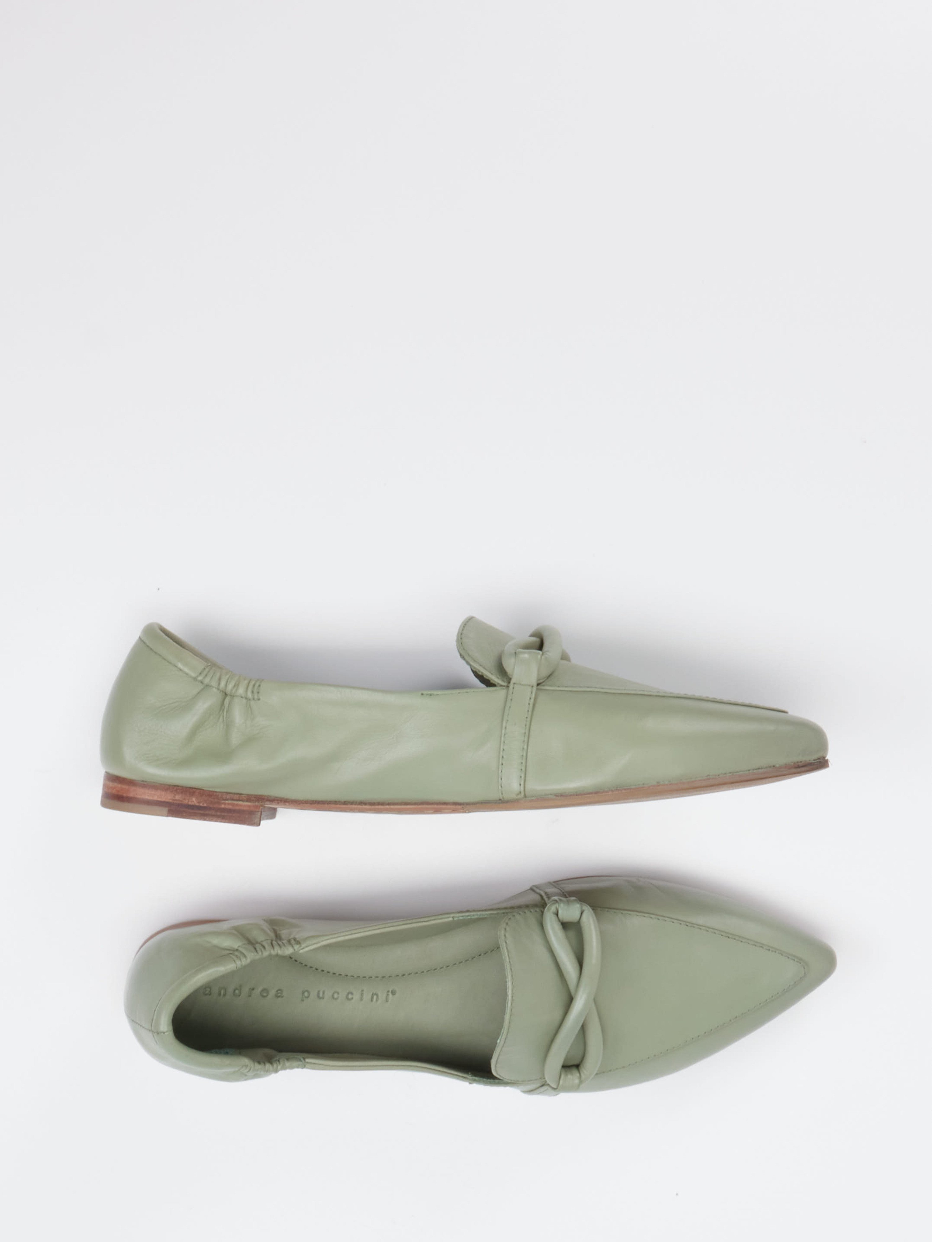 Slipper grün 1510649000104