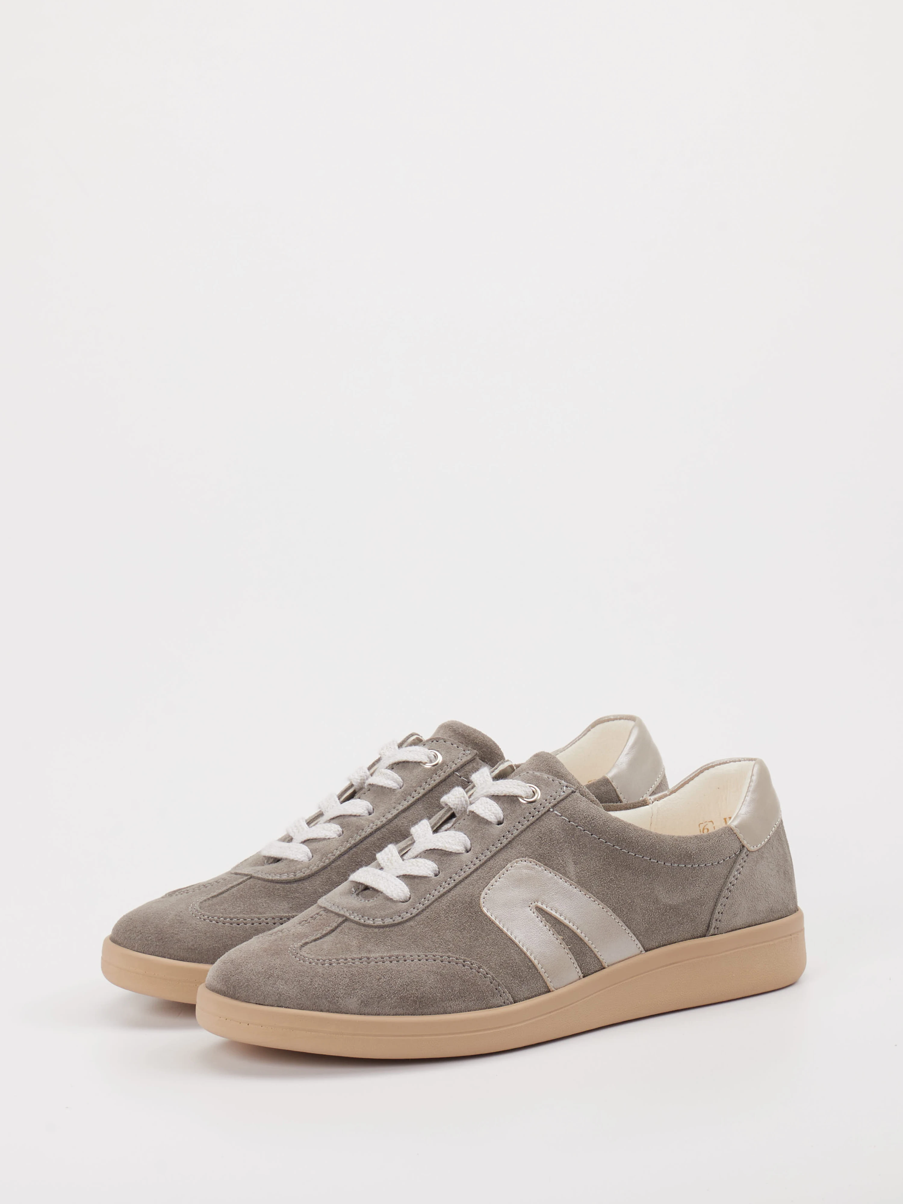 Schnürschuh