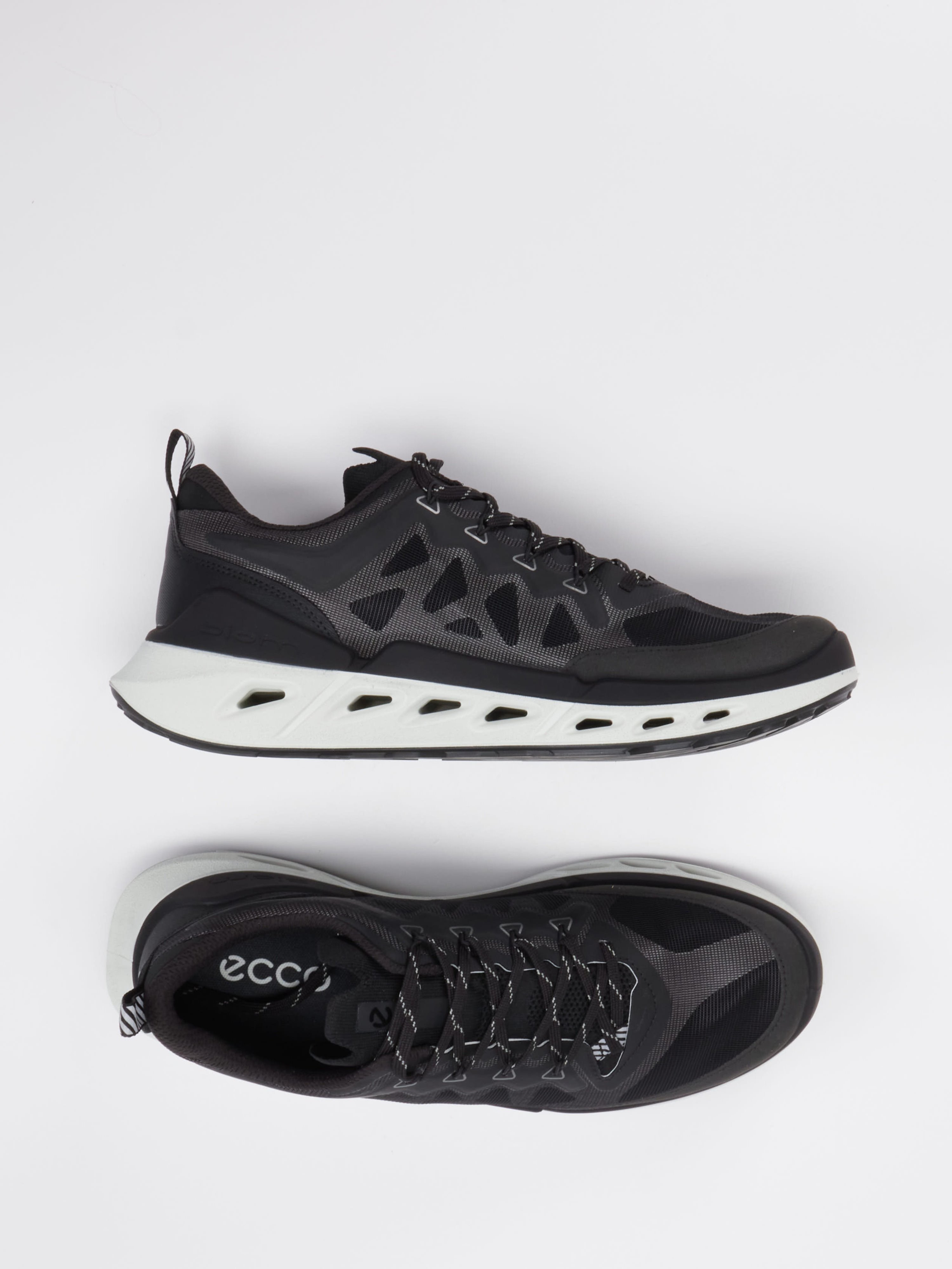 Sneaker schwarz 4661009072104