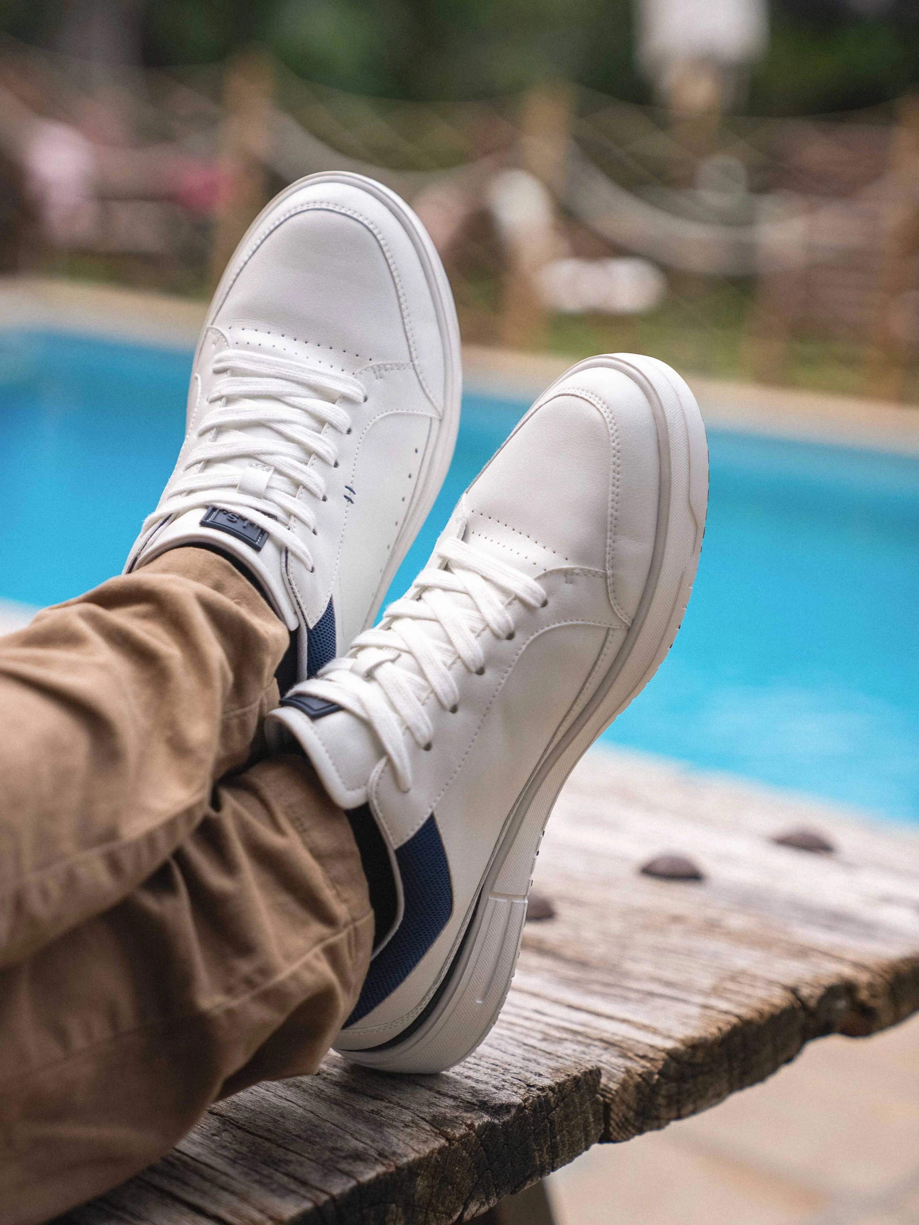 Sneaker