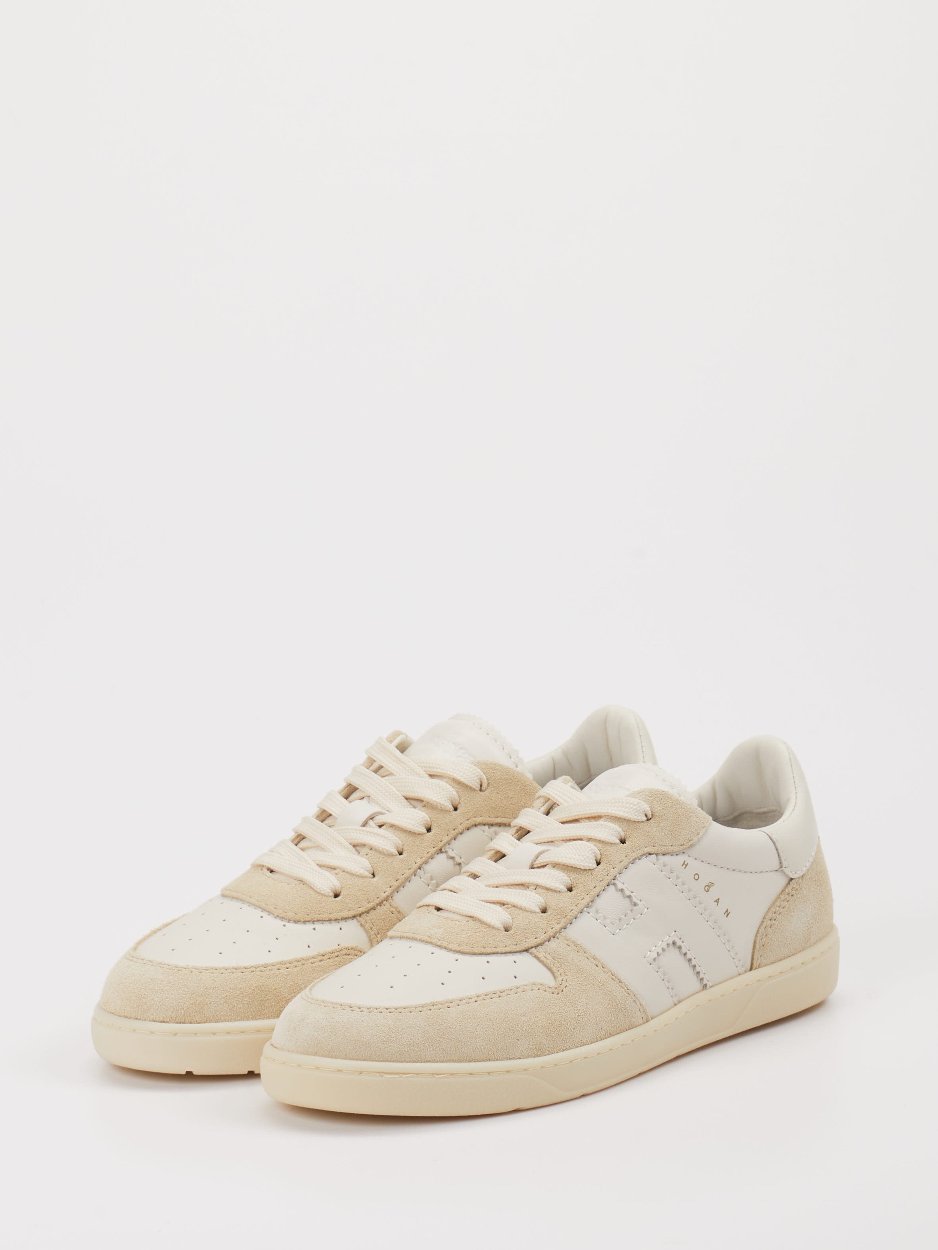 Sneaker weiß 1661733000202