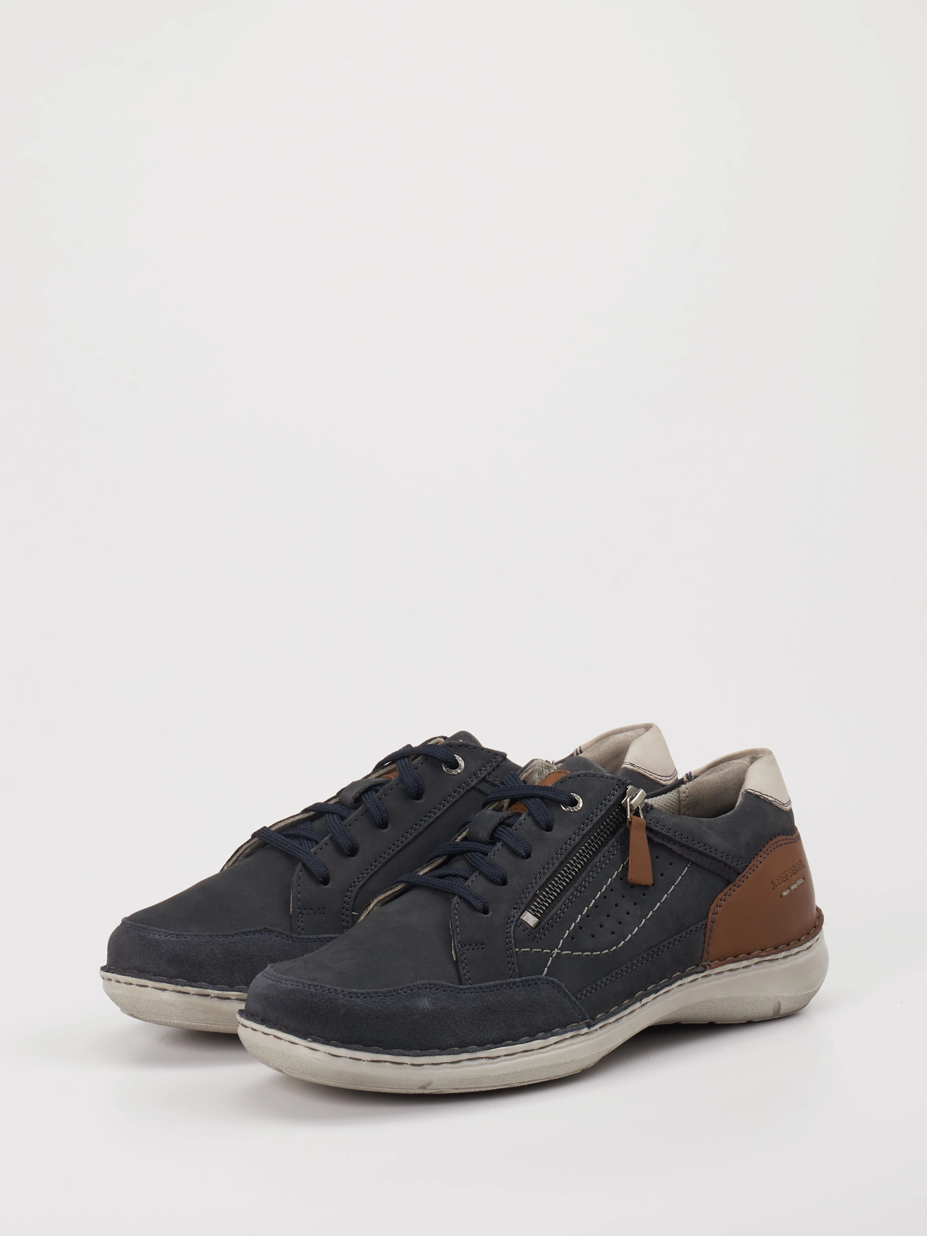 Schnürschuh