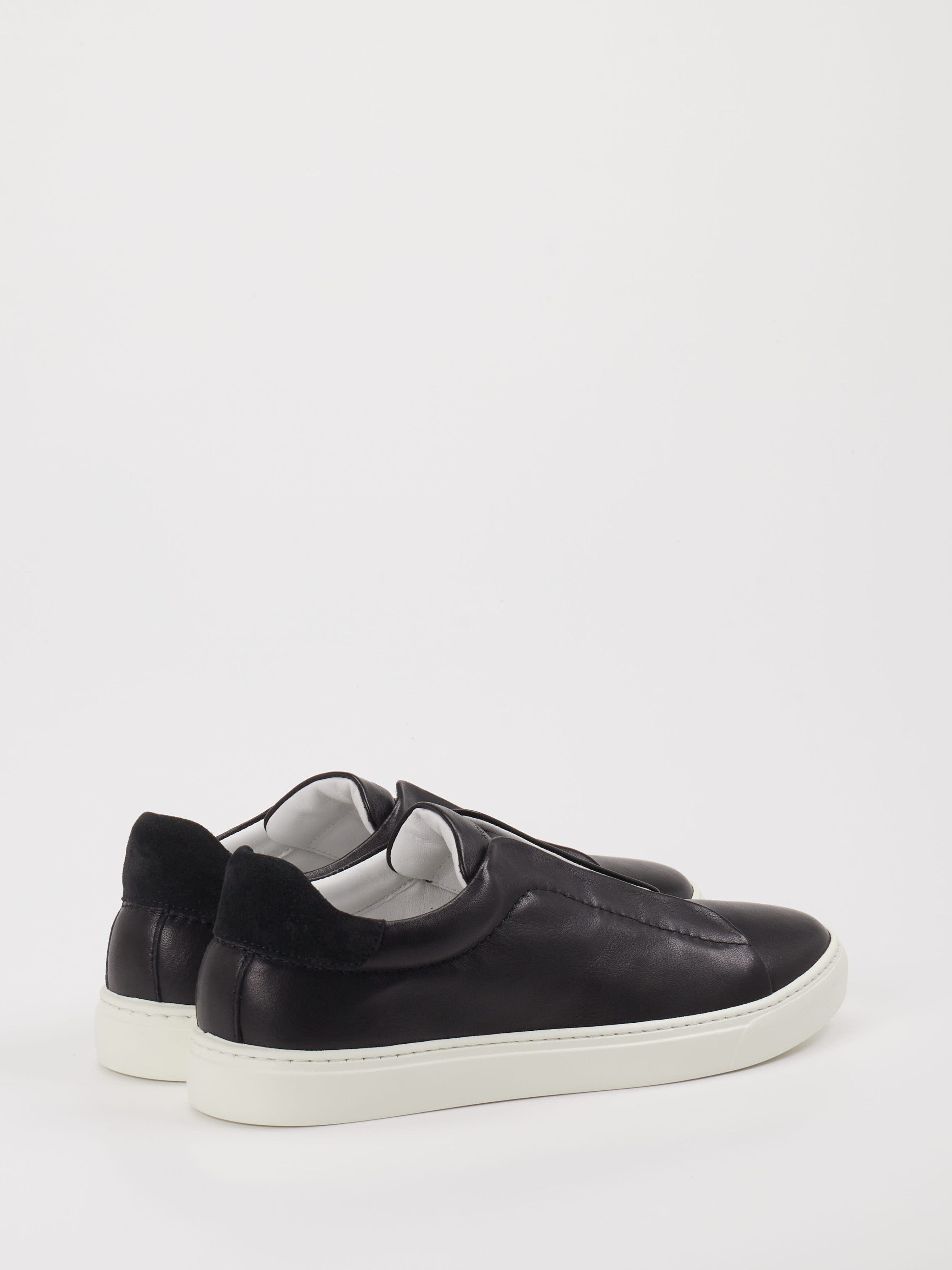 Slipper schwarz 4561009004103