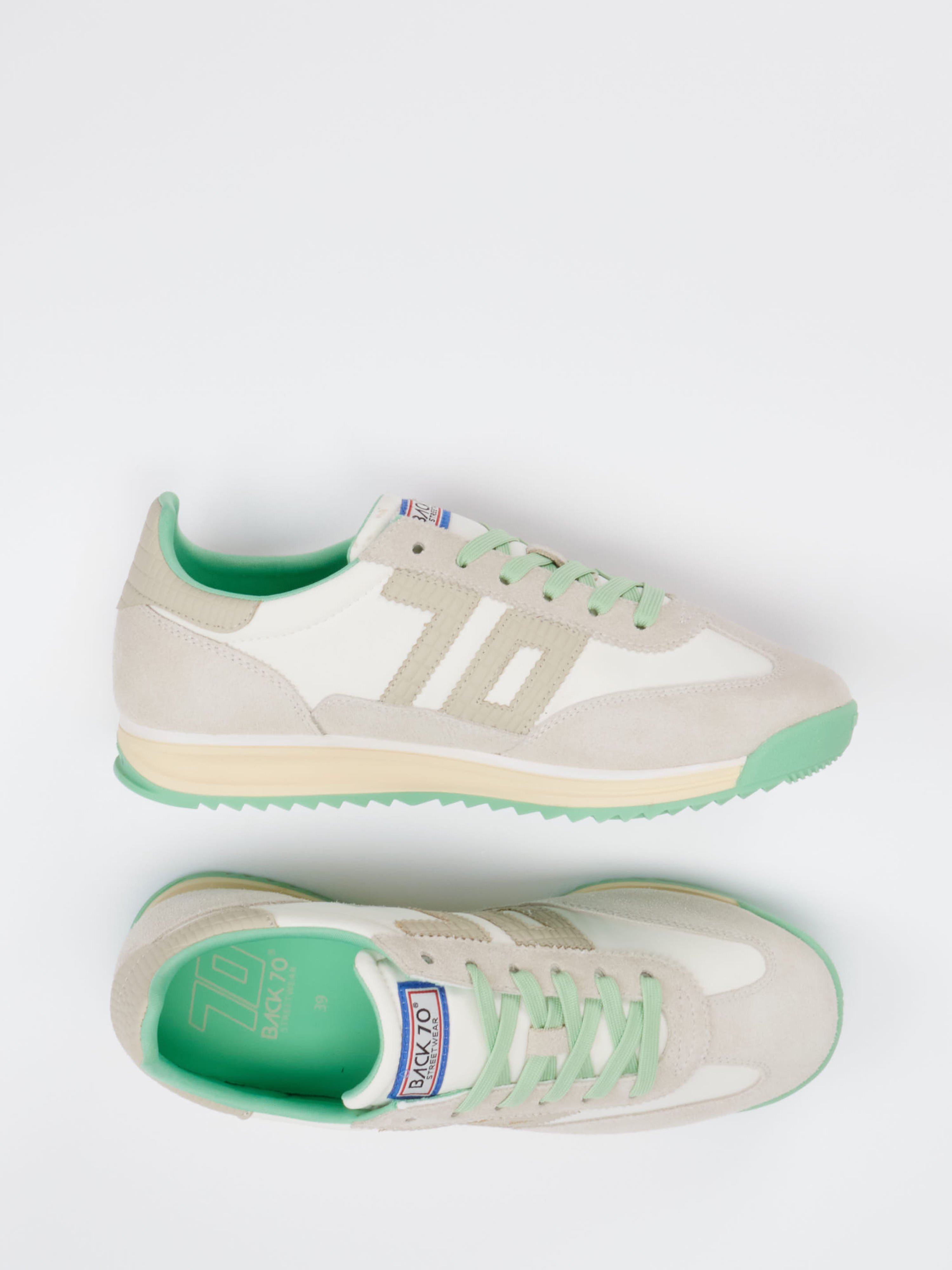 Sneaker Jogger weiß 1663736000304
