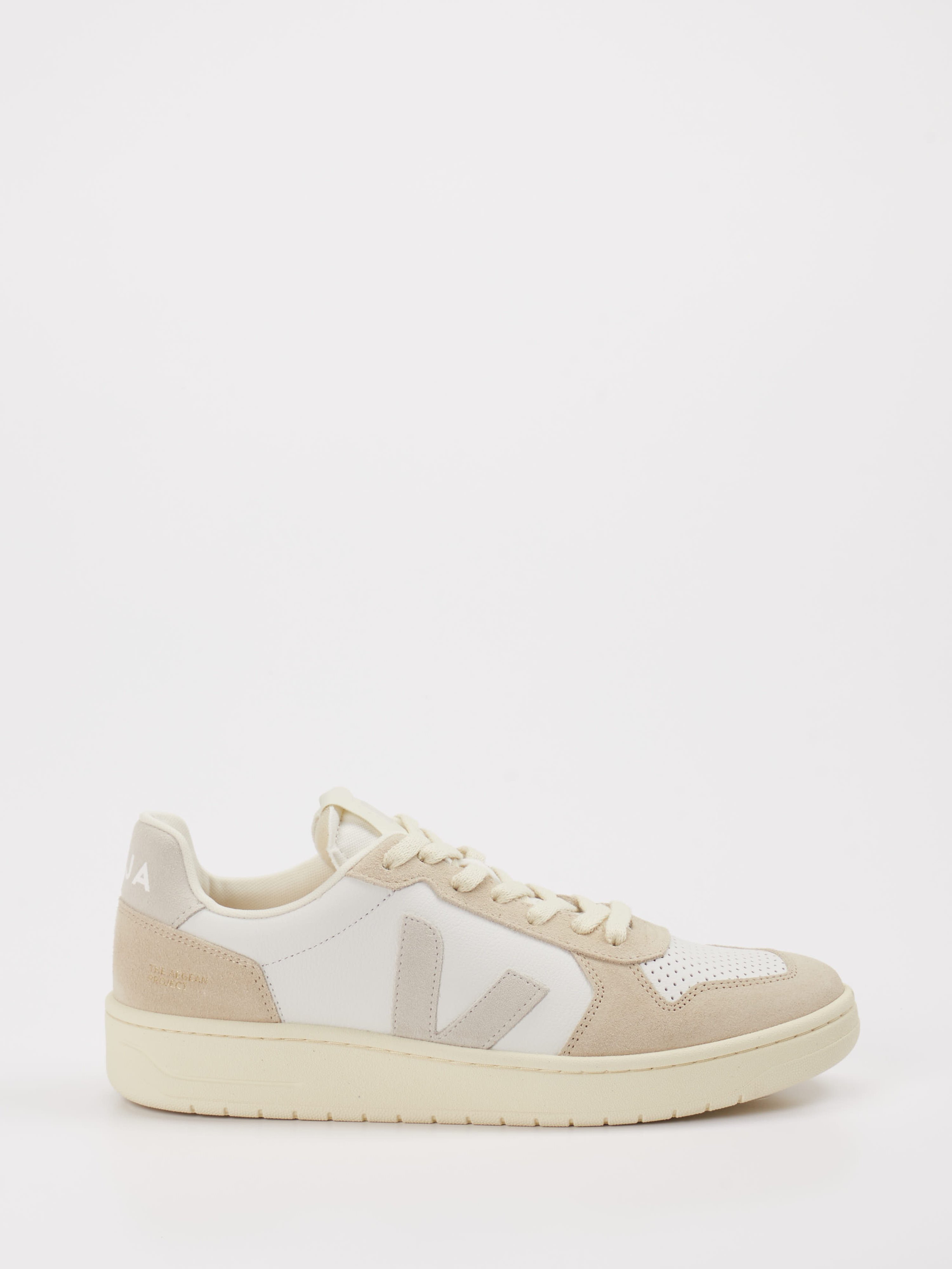 Sneaker V-82 weiß 4661793004201