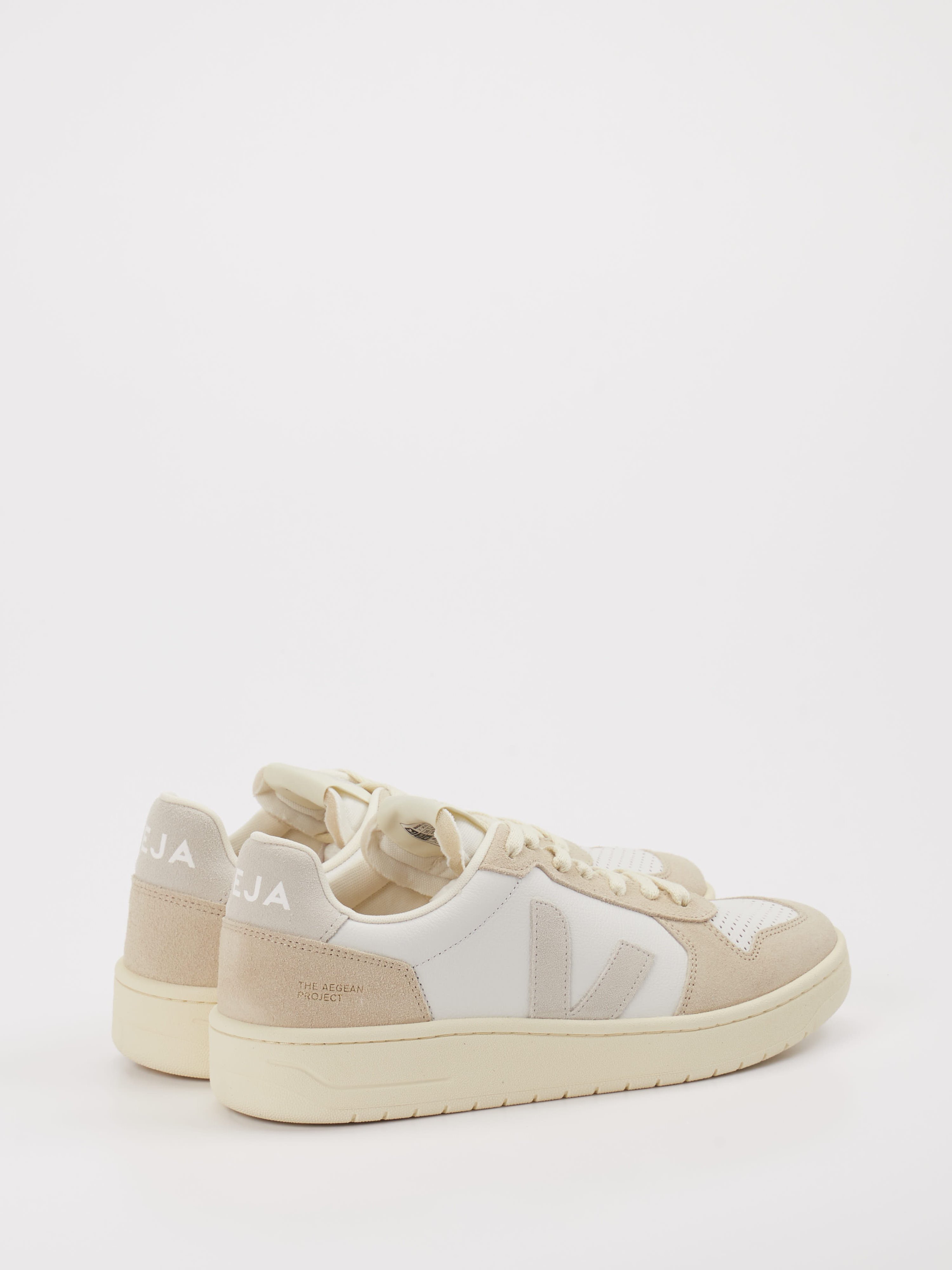 Sneaker V-82 weiß 4661793004203
