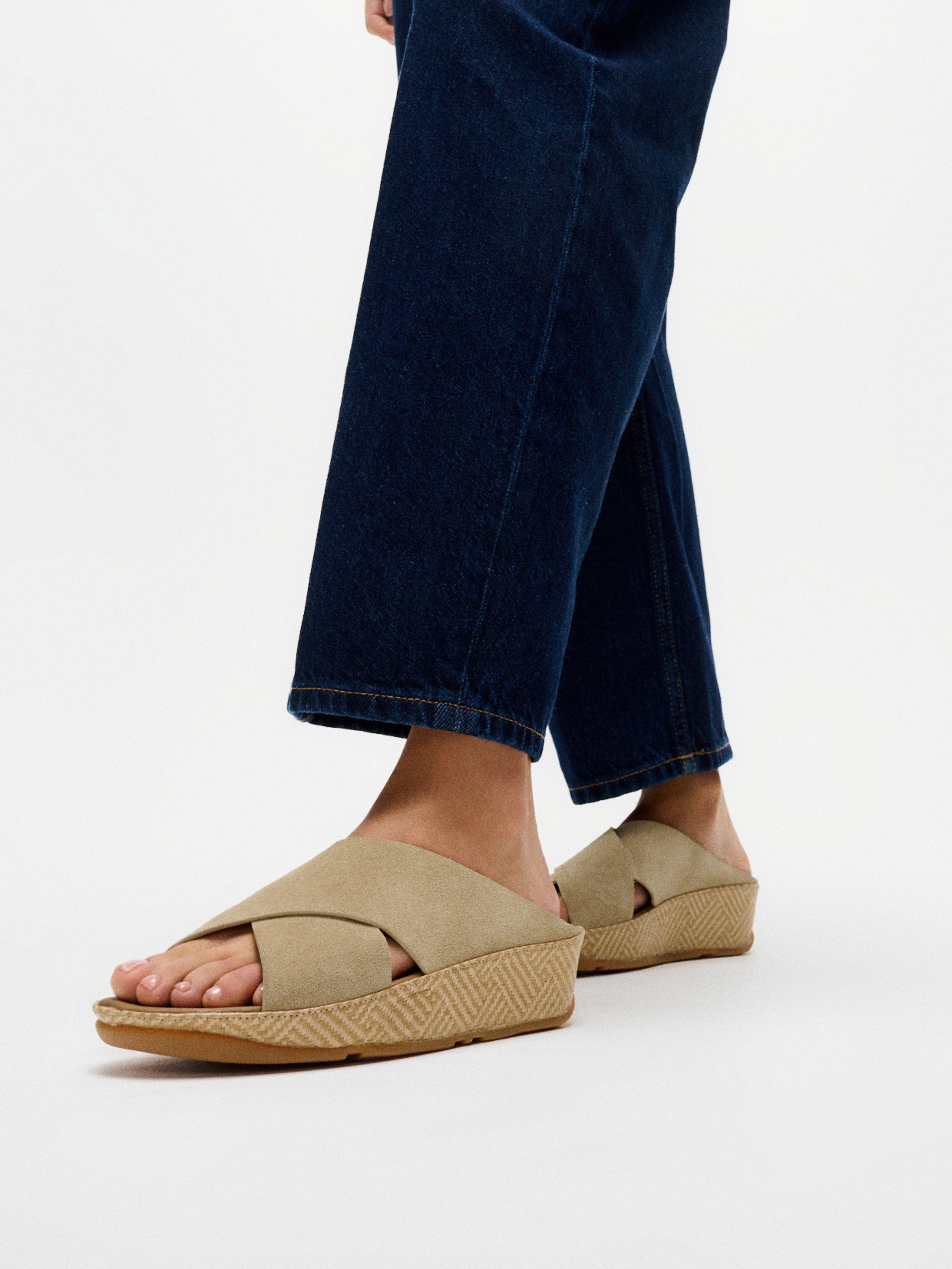 Pantolette beige 2102359000102