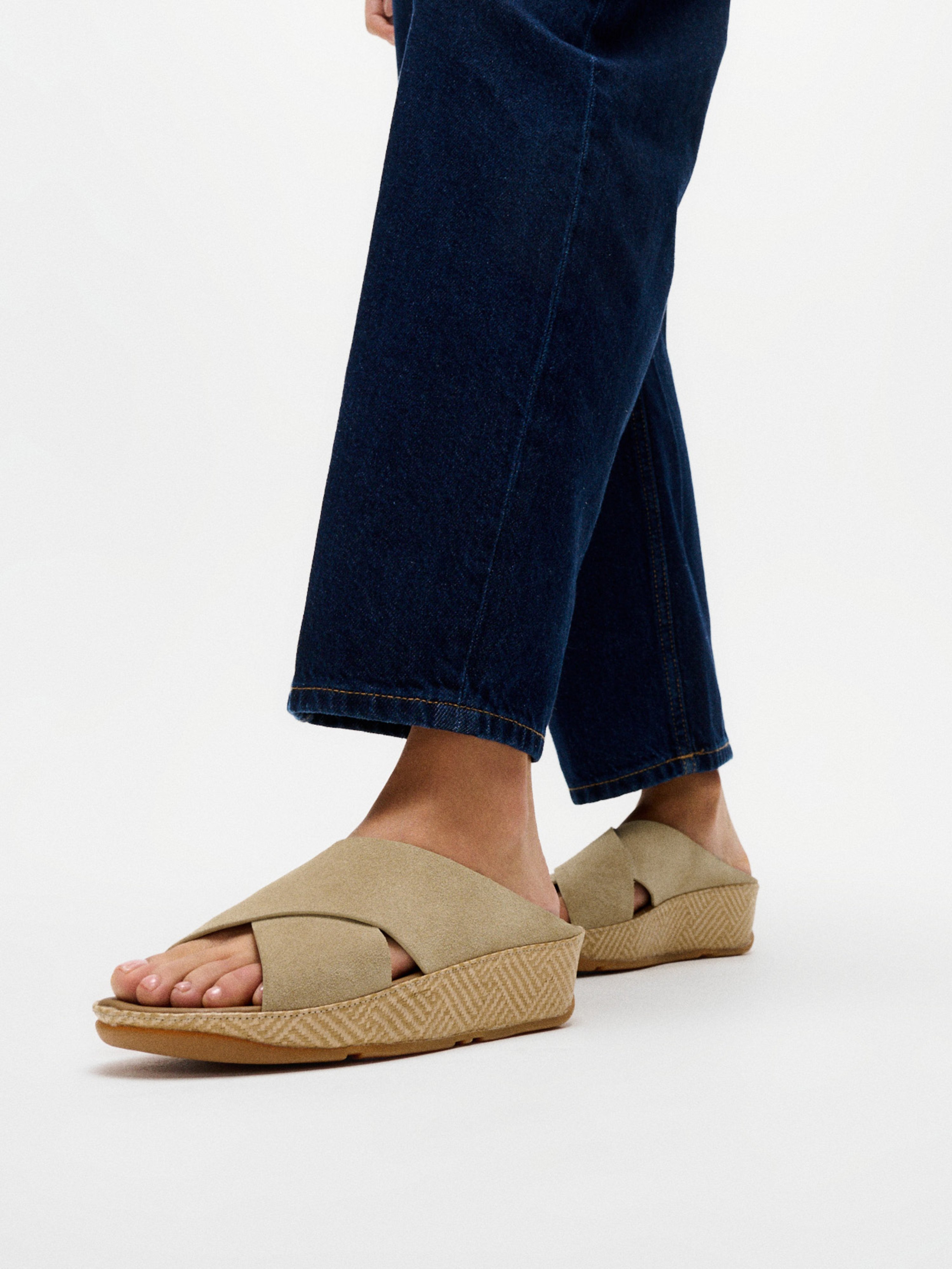Pantolette beige 2102359000102