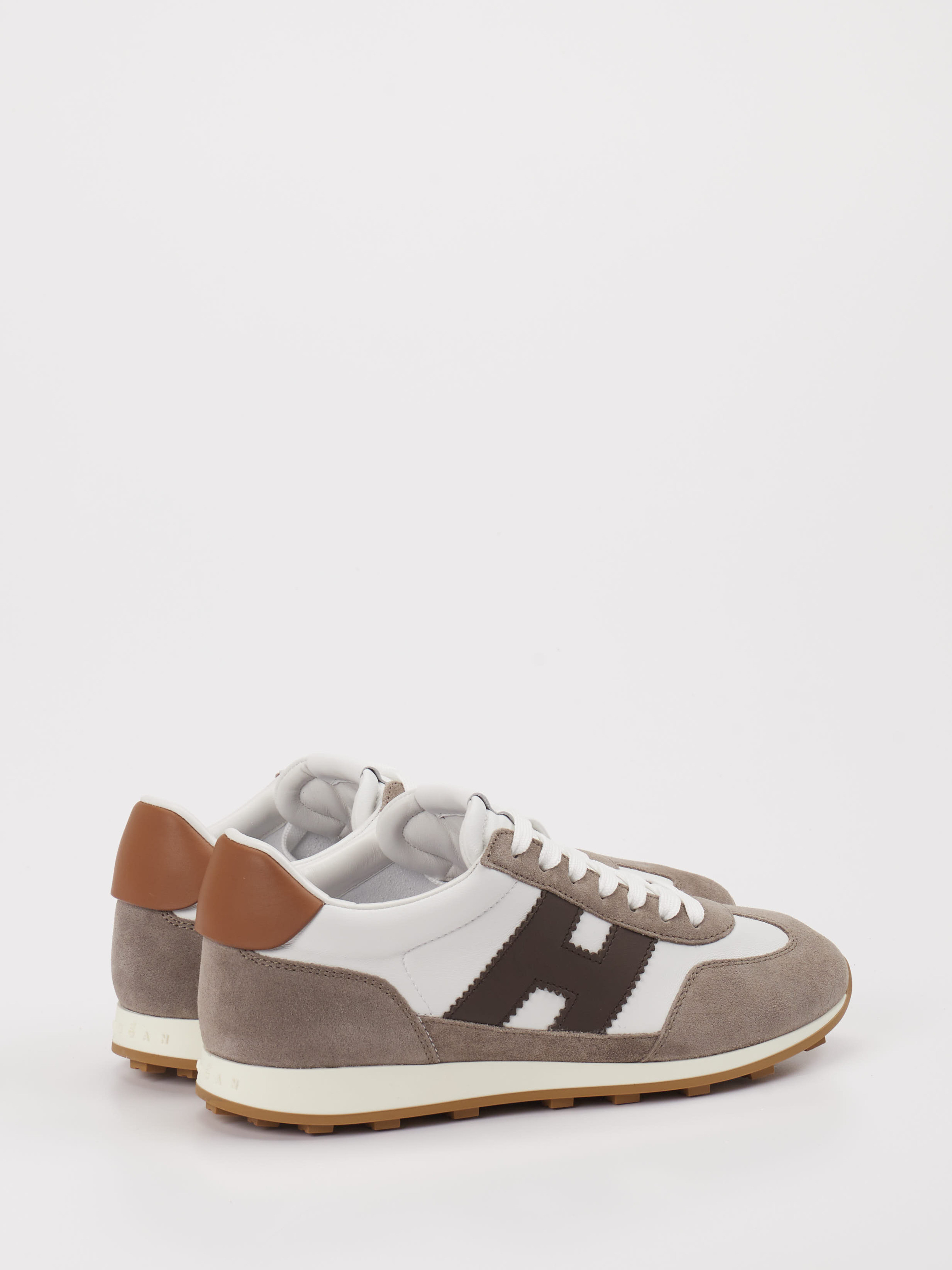 Sneaker weiß 1661727000103.