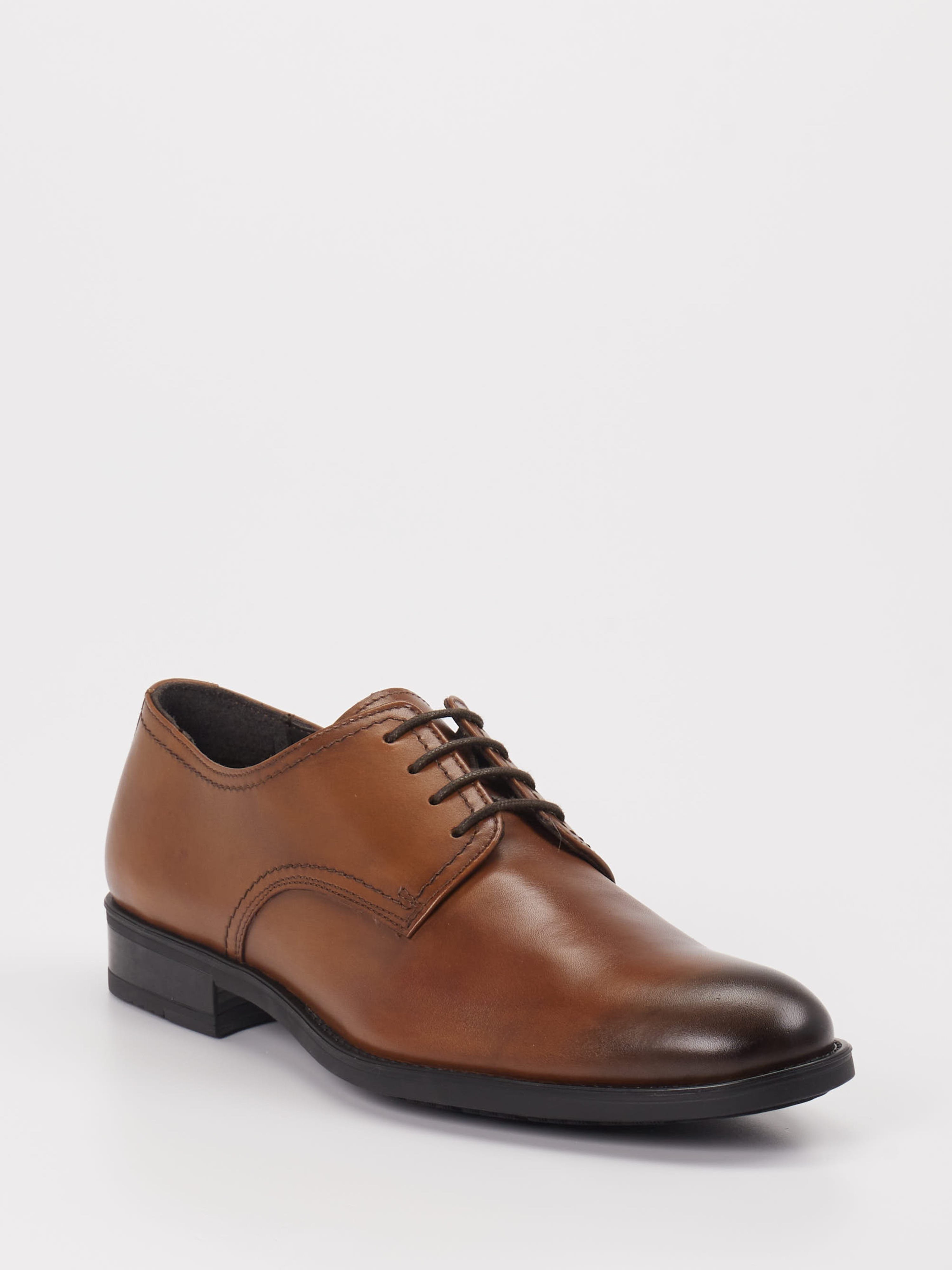 Schnürschuh