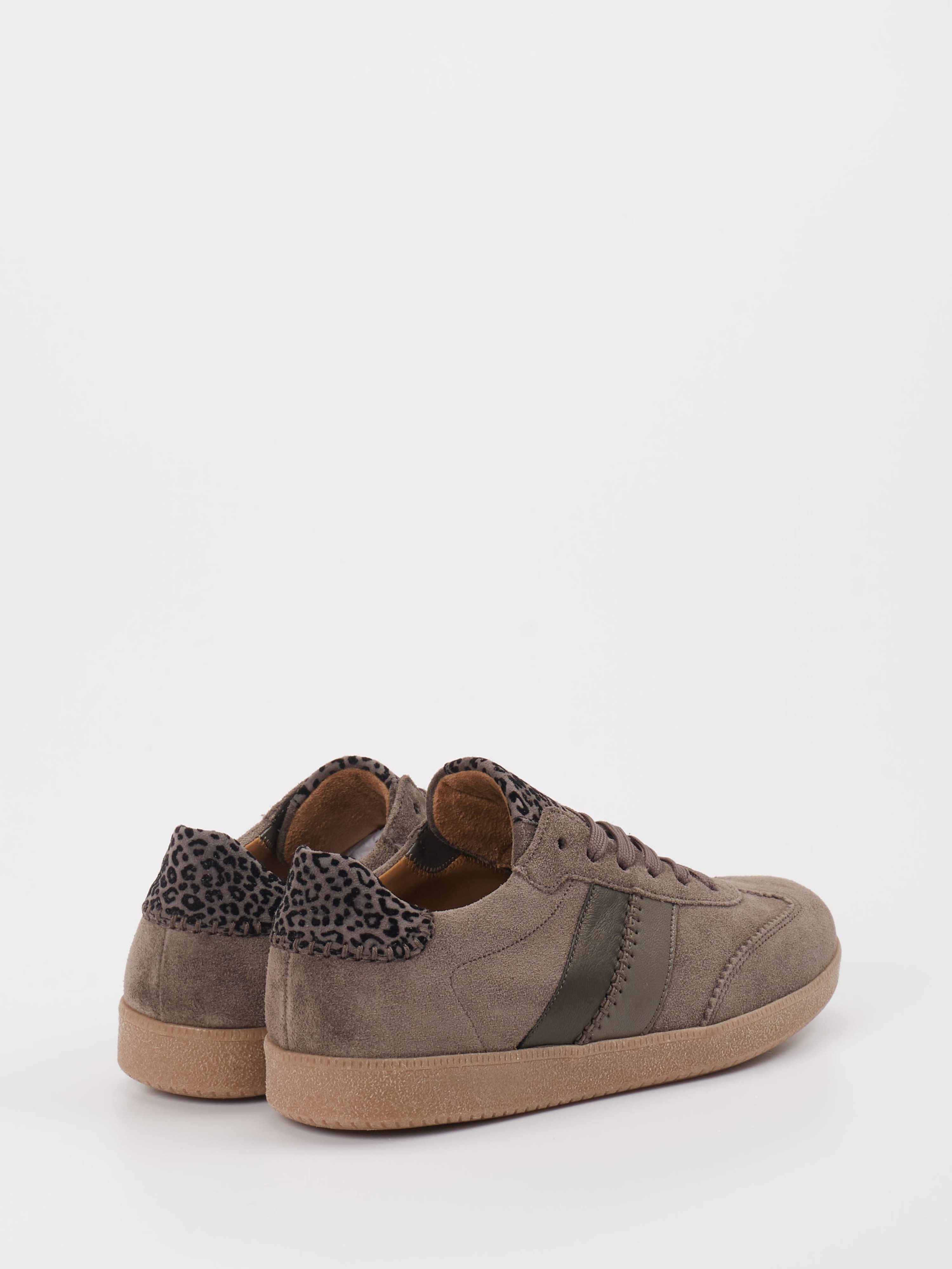 Sneaker braun 1661249007703
