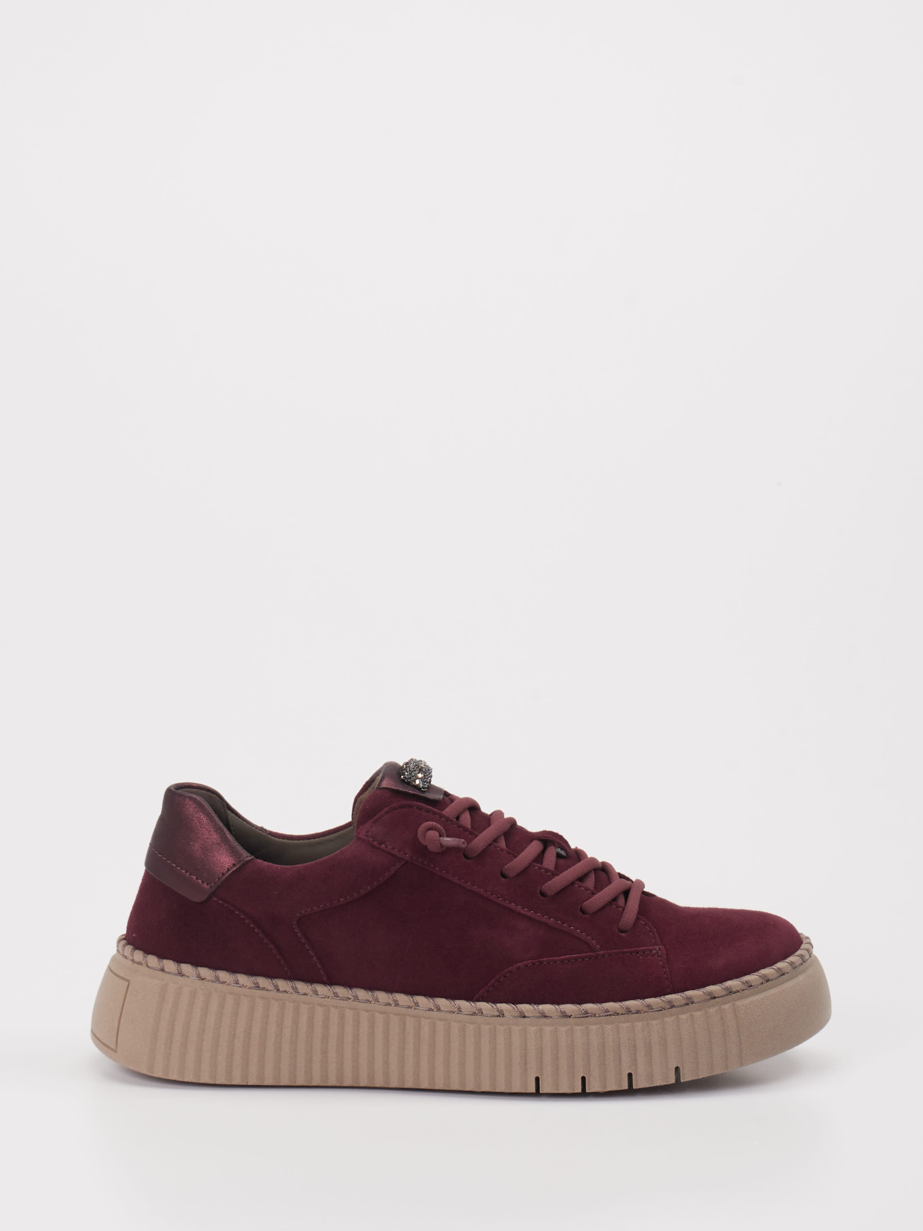 Sneaker rot 1665509000501