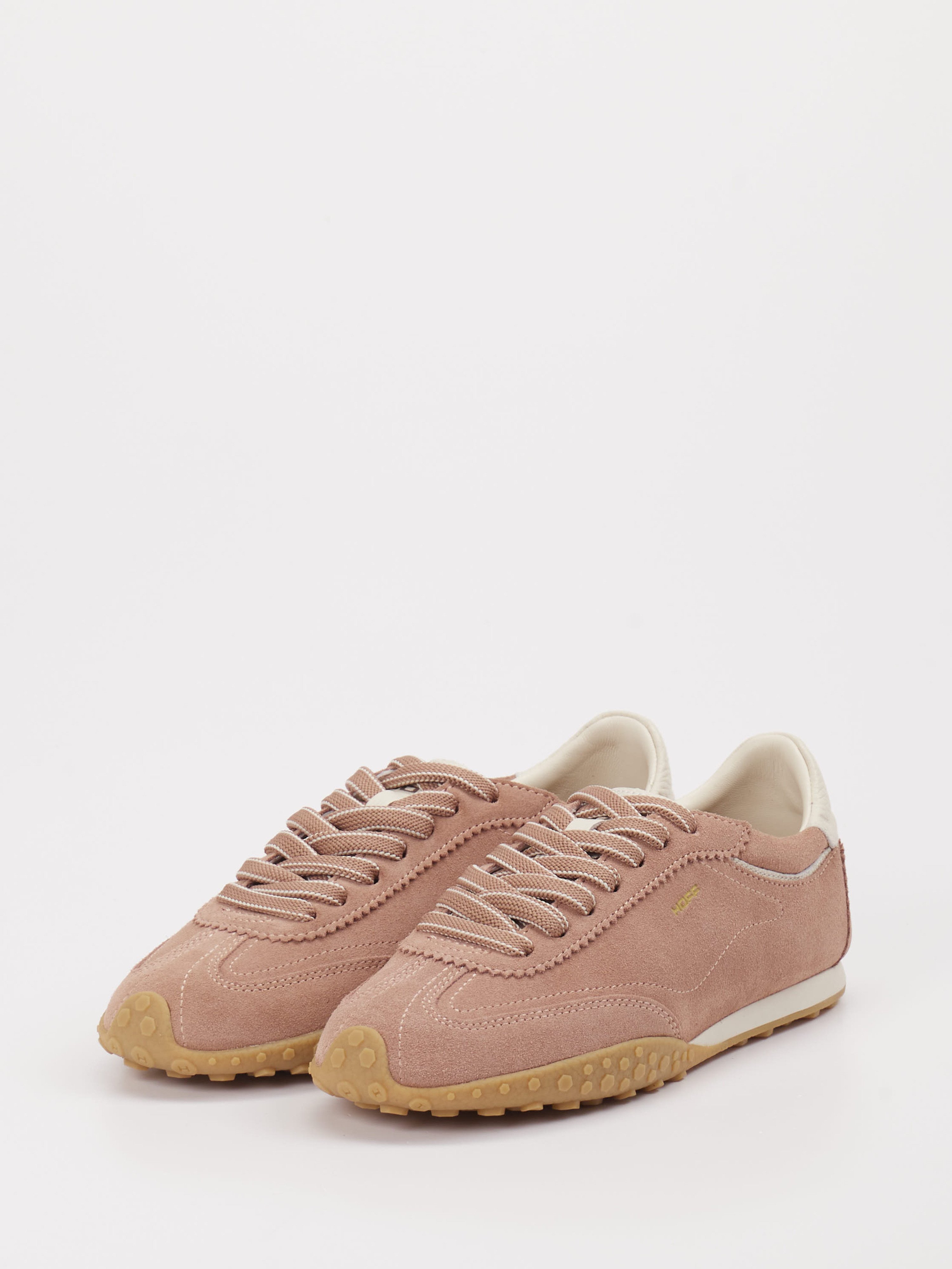 Sneaker rot 1661589001102