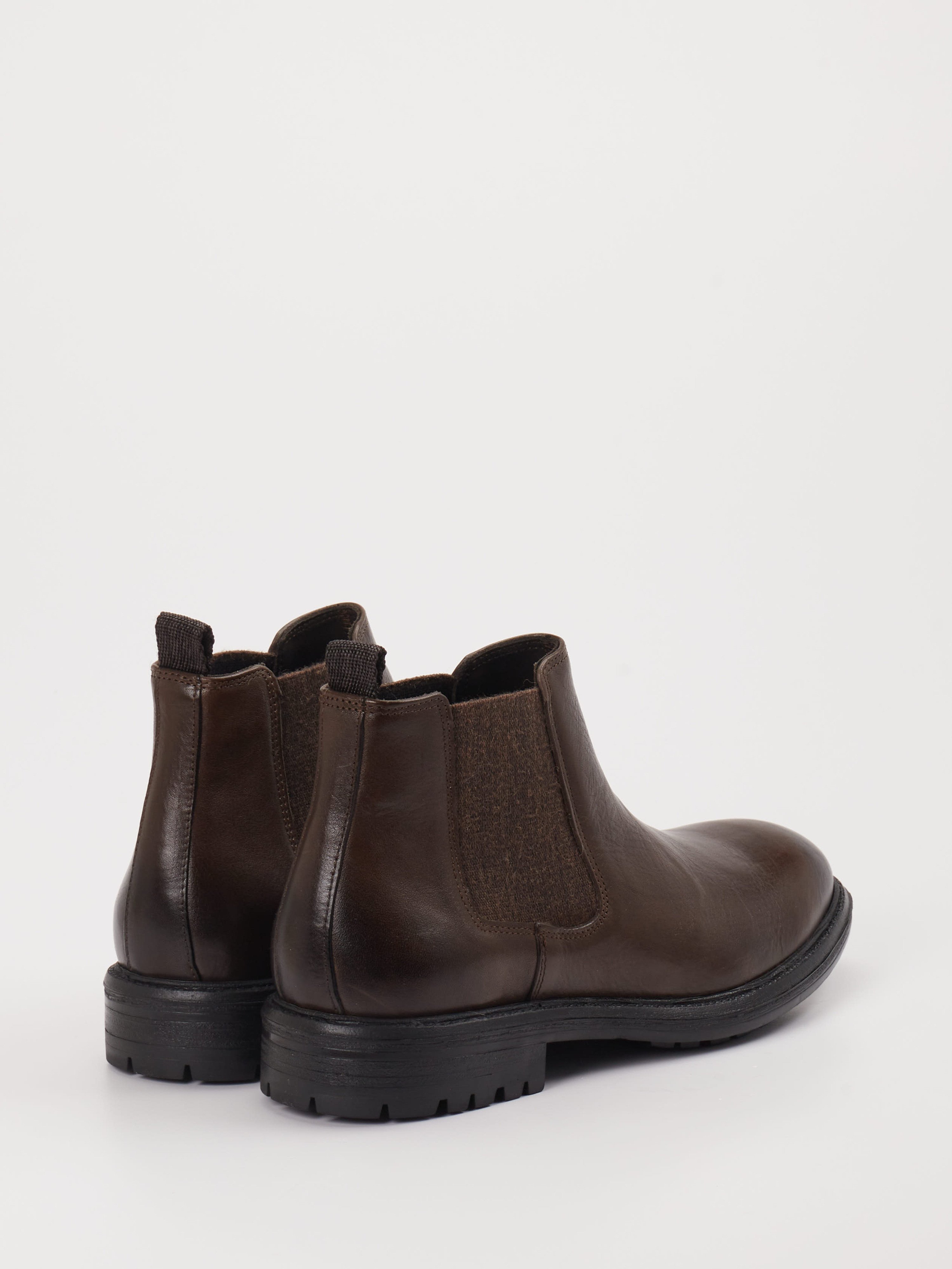 Boot braun 4711209062003
