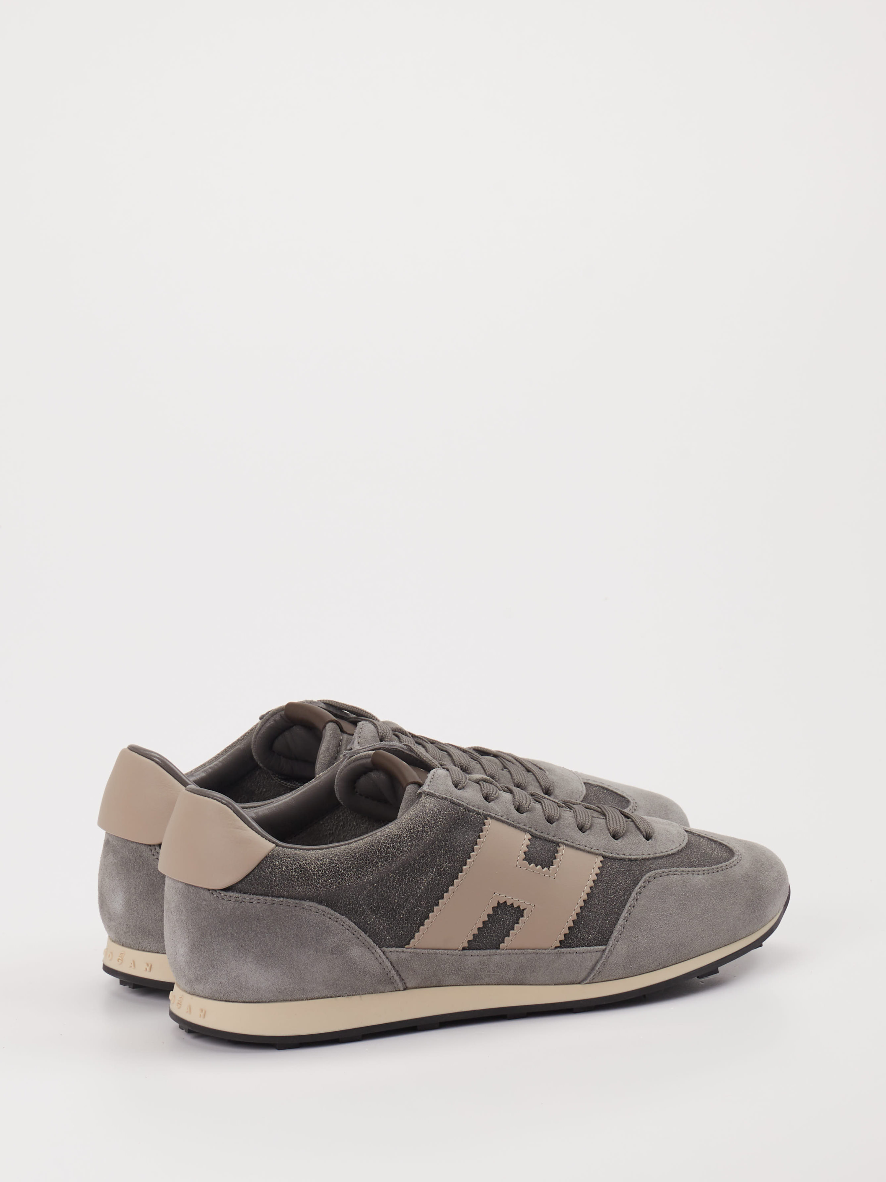 Sneaker grau 4661459032303