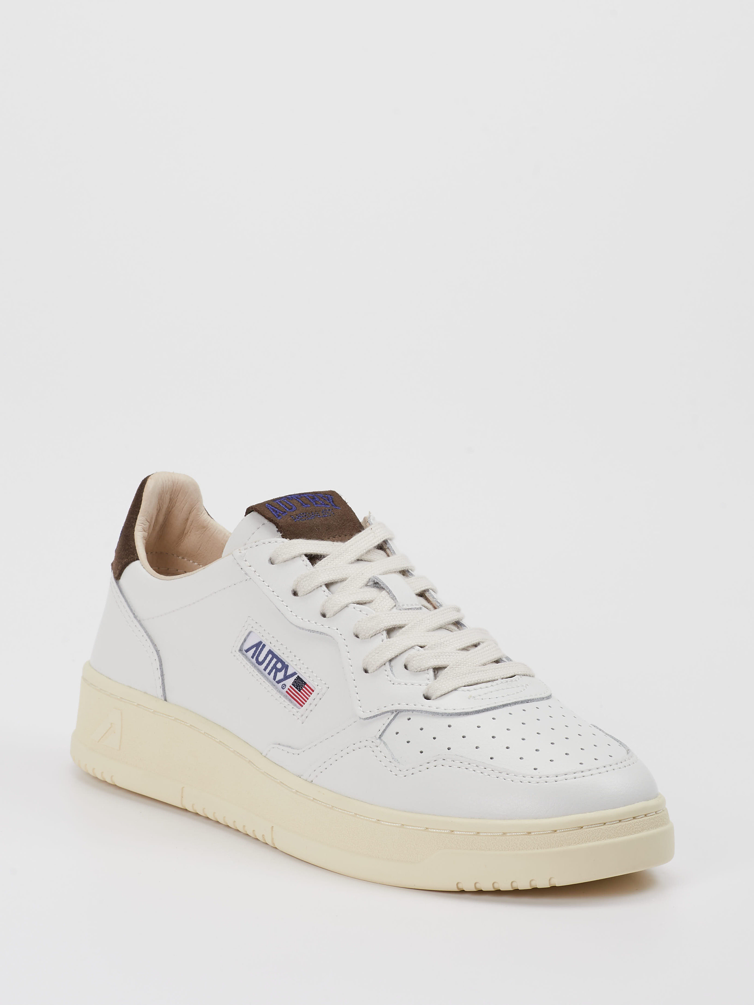 Sneaker Medalist