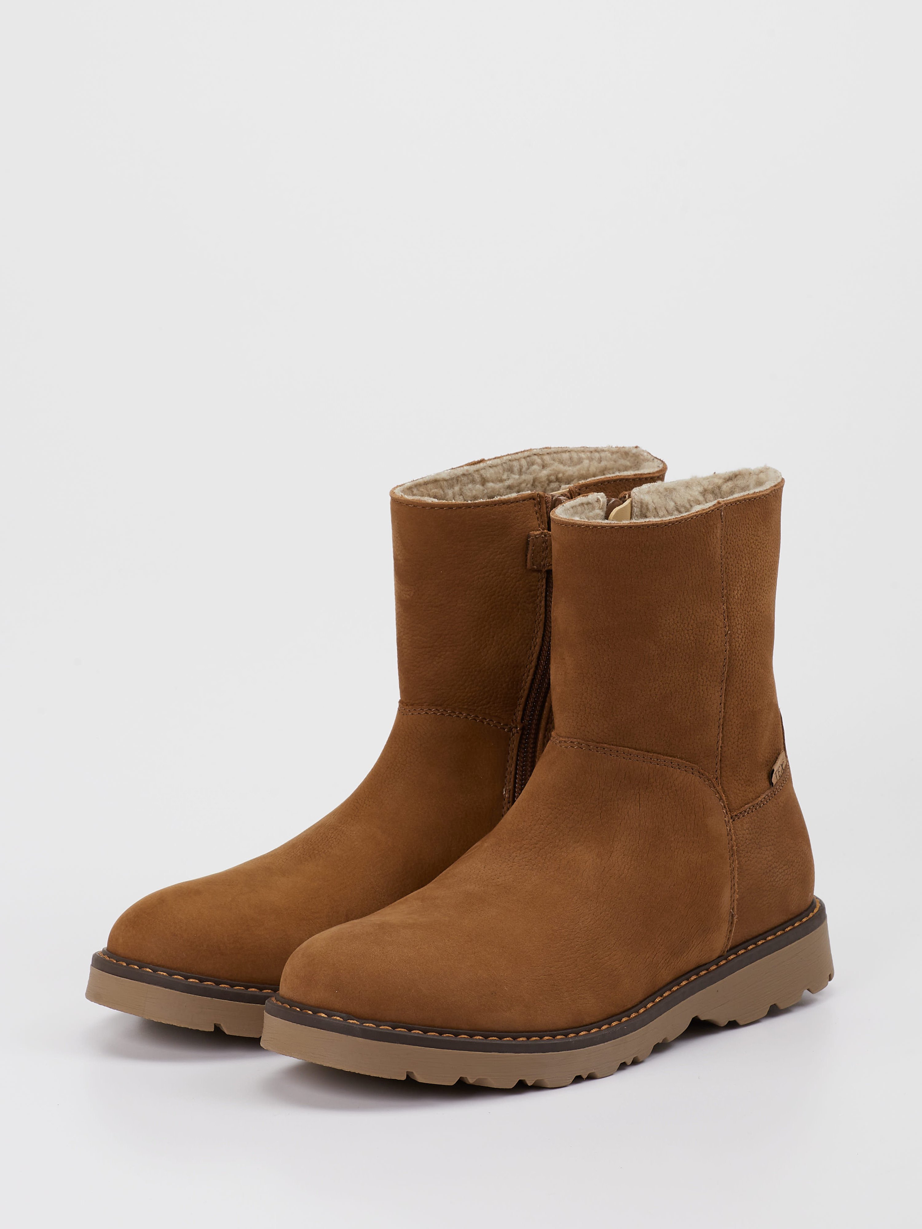 Boot braun 6820289001102