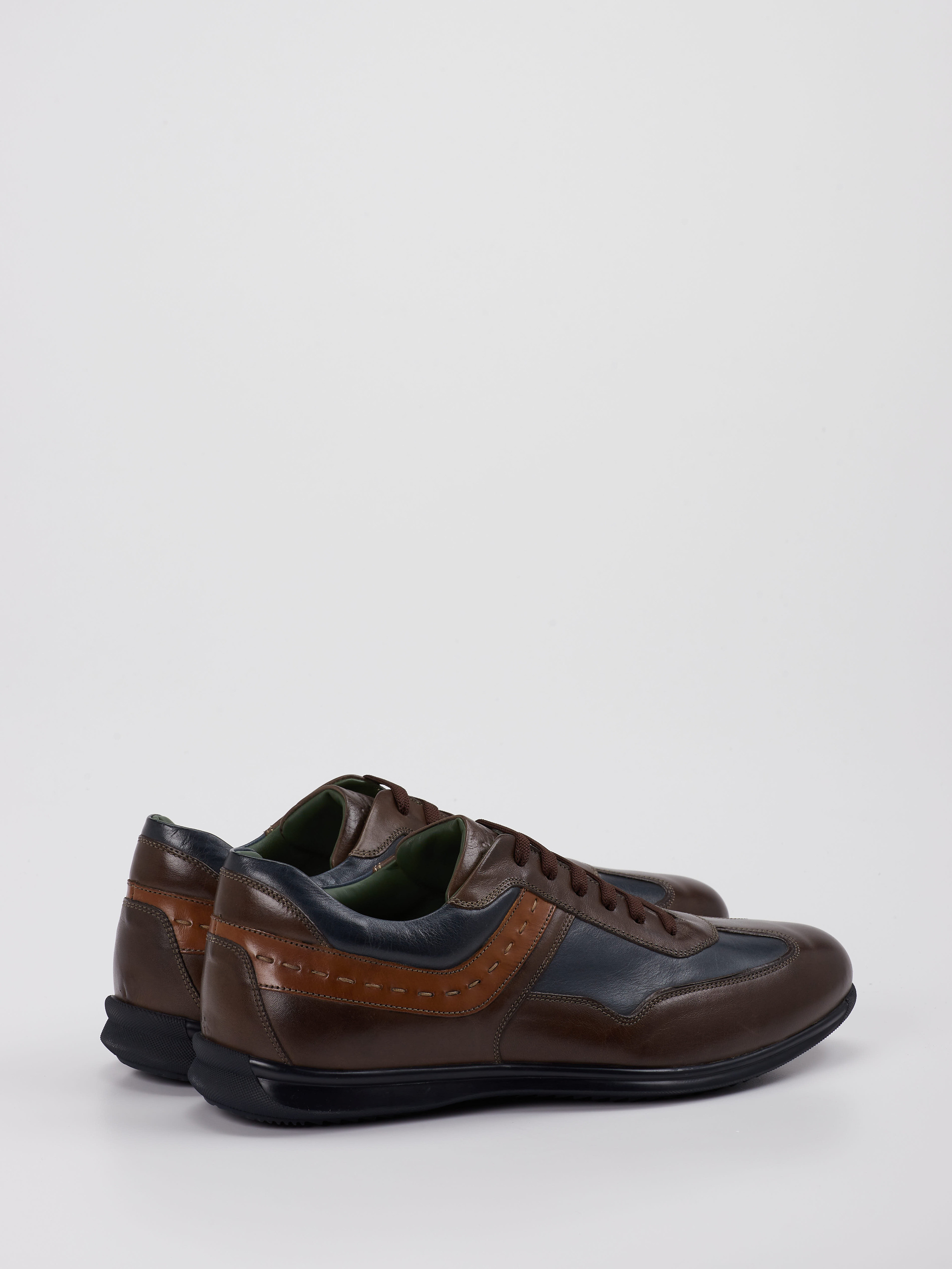 Sneaker braun 4661201006903