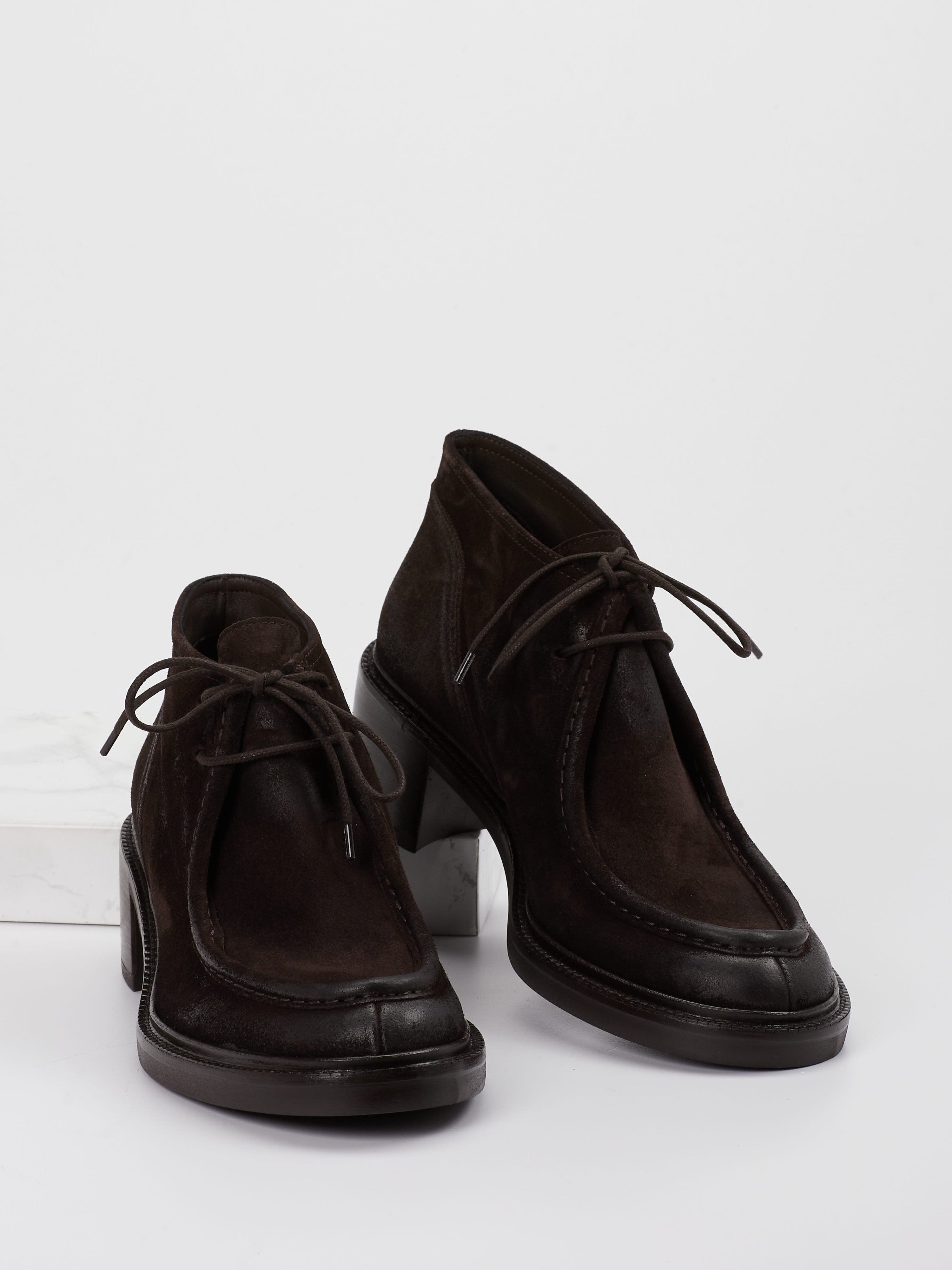 Schnürschuh braun 1565209000404