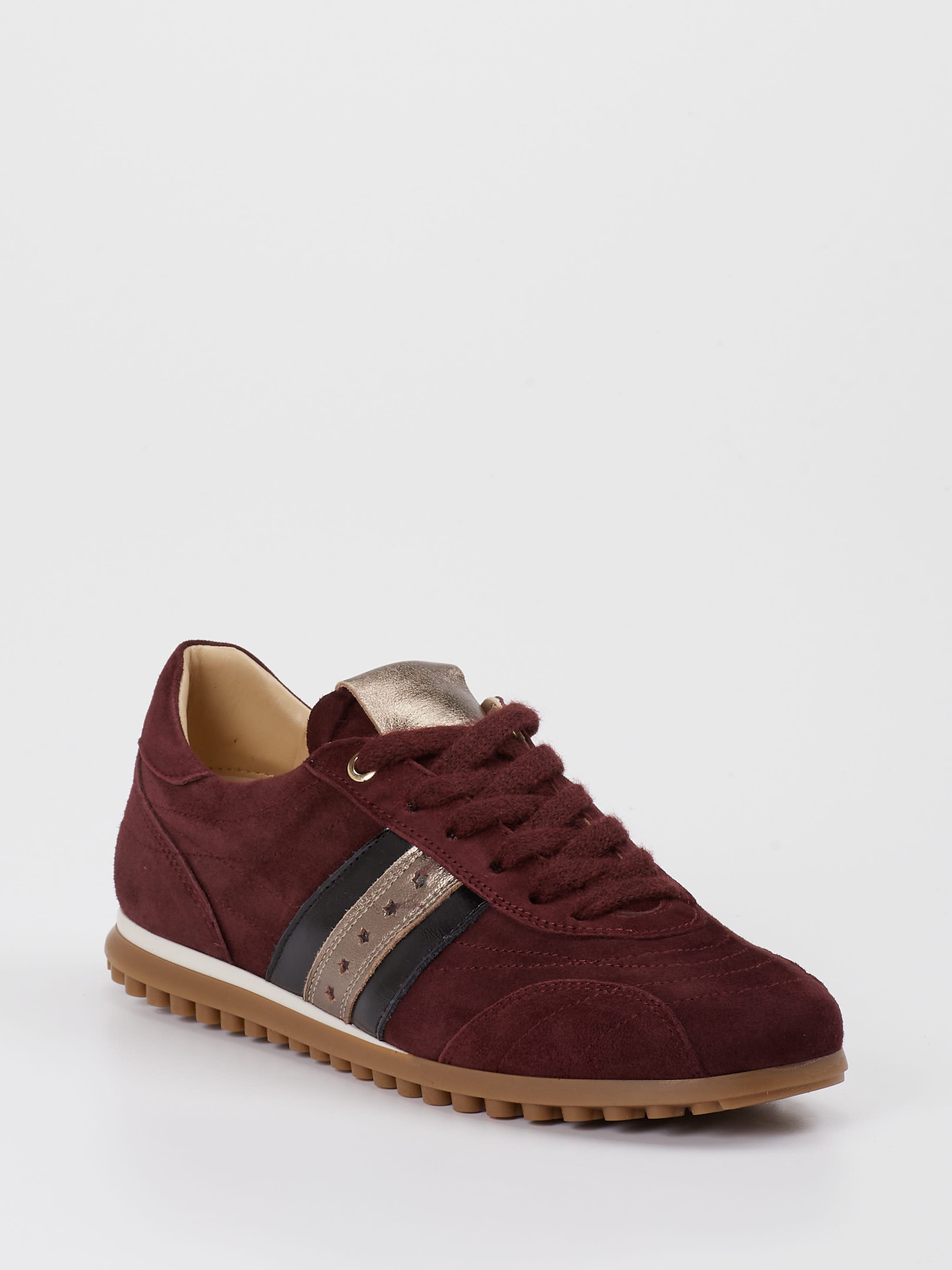 Sneaker rot 1661508000106