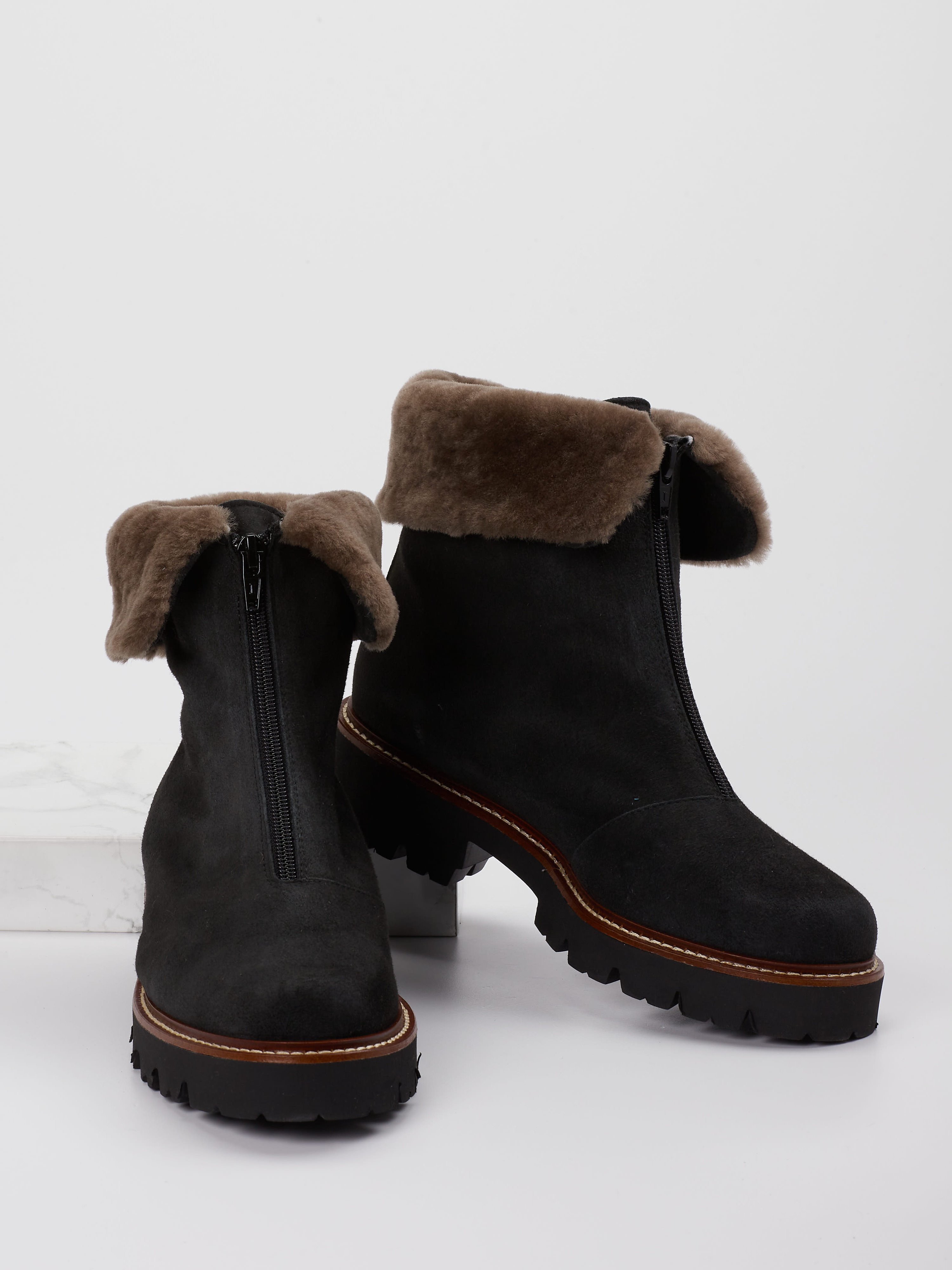 Stiefel grau 1853409000204