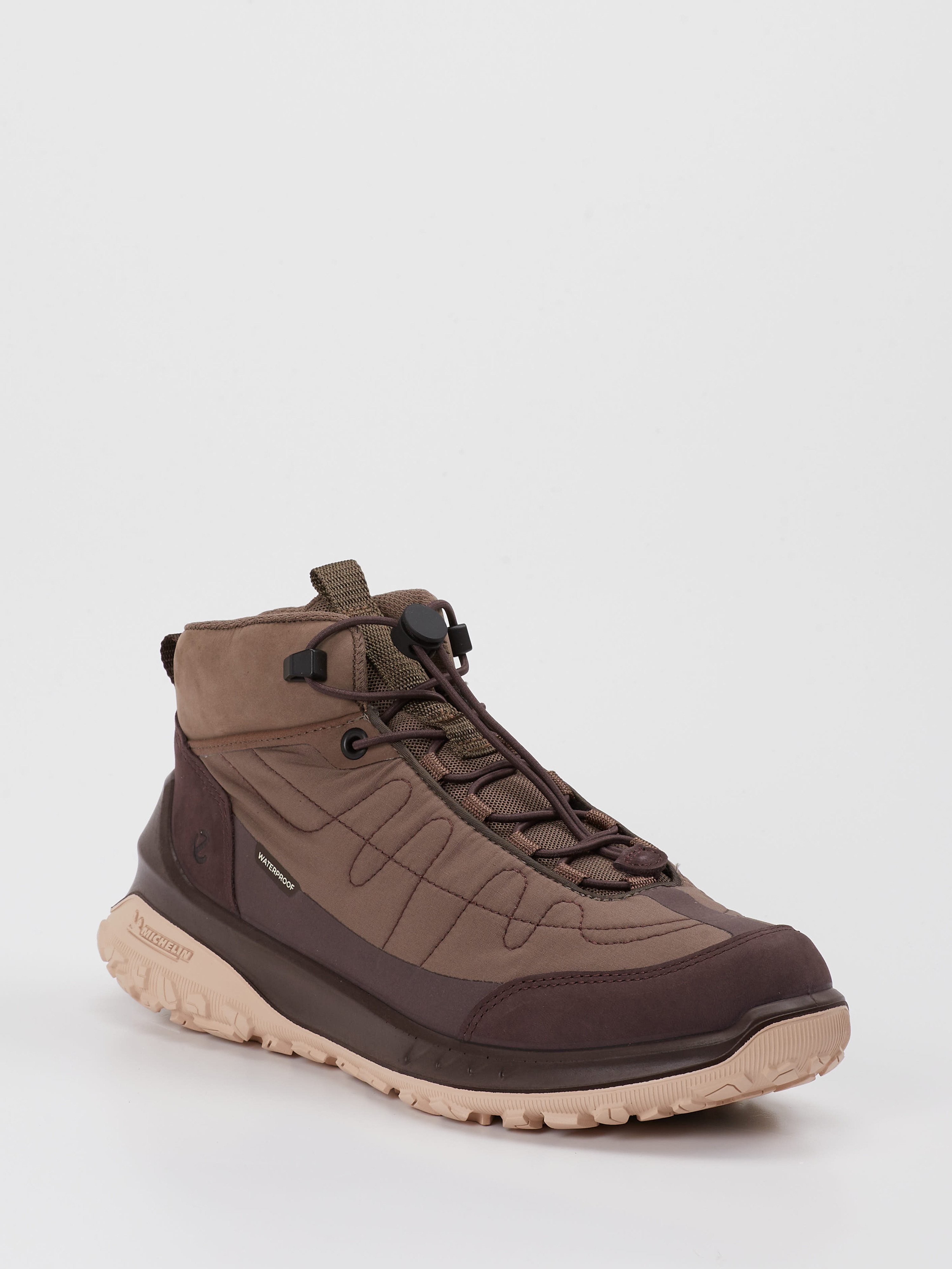 Sneaker High braun 1673225000106