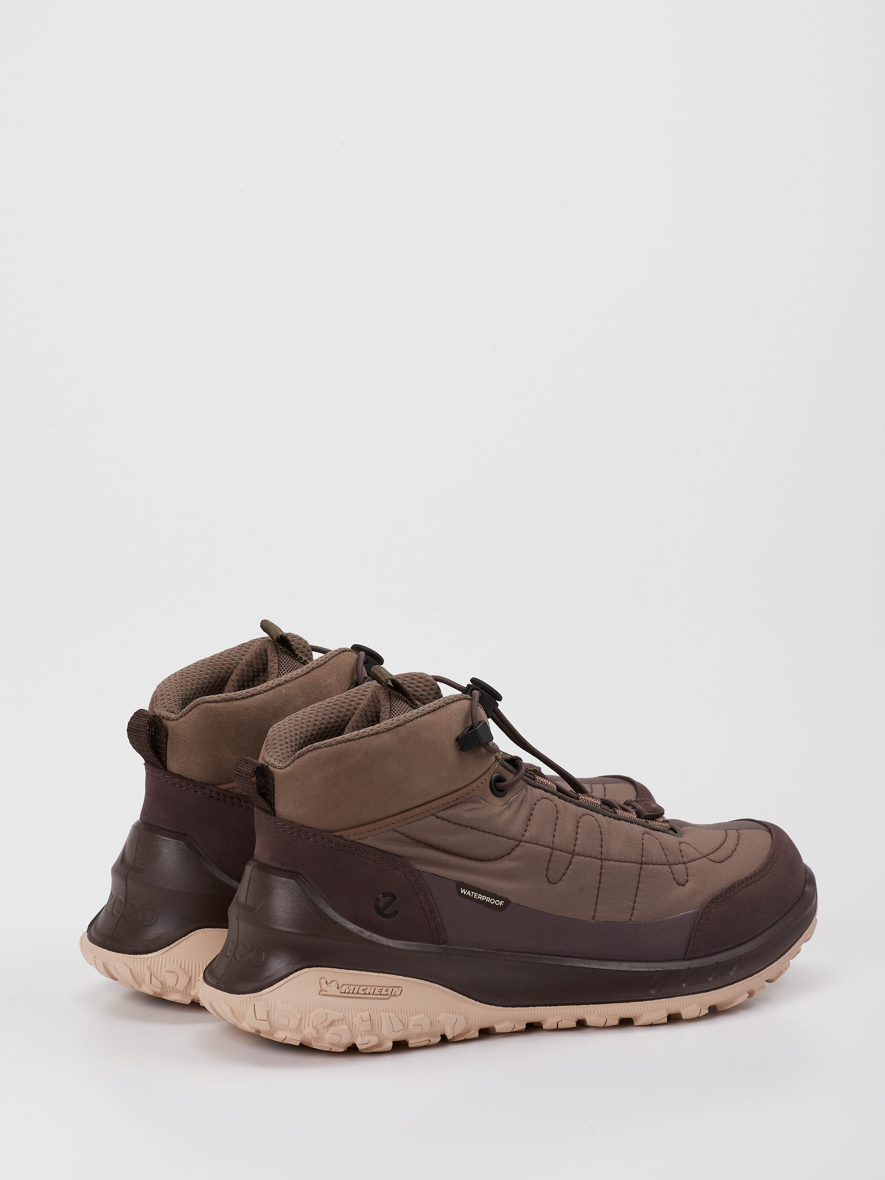 Sneaker High braun 1673225000103
