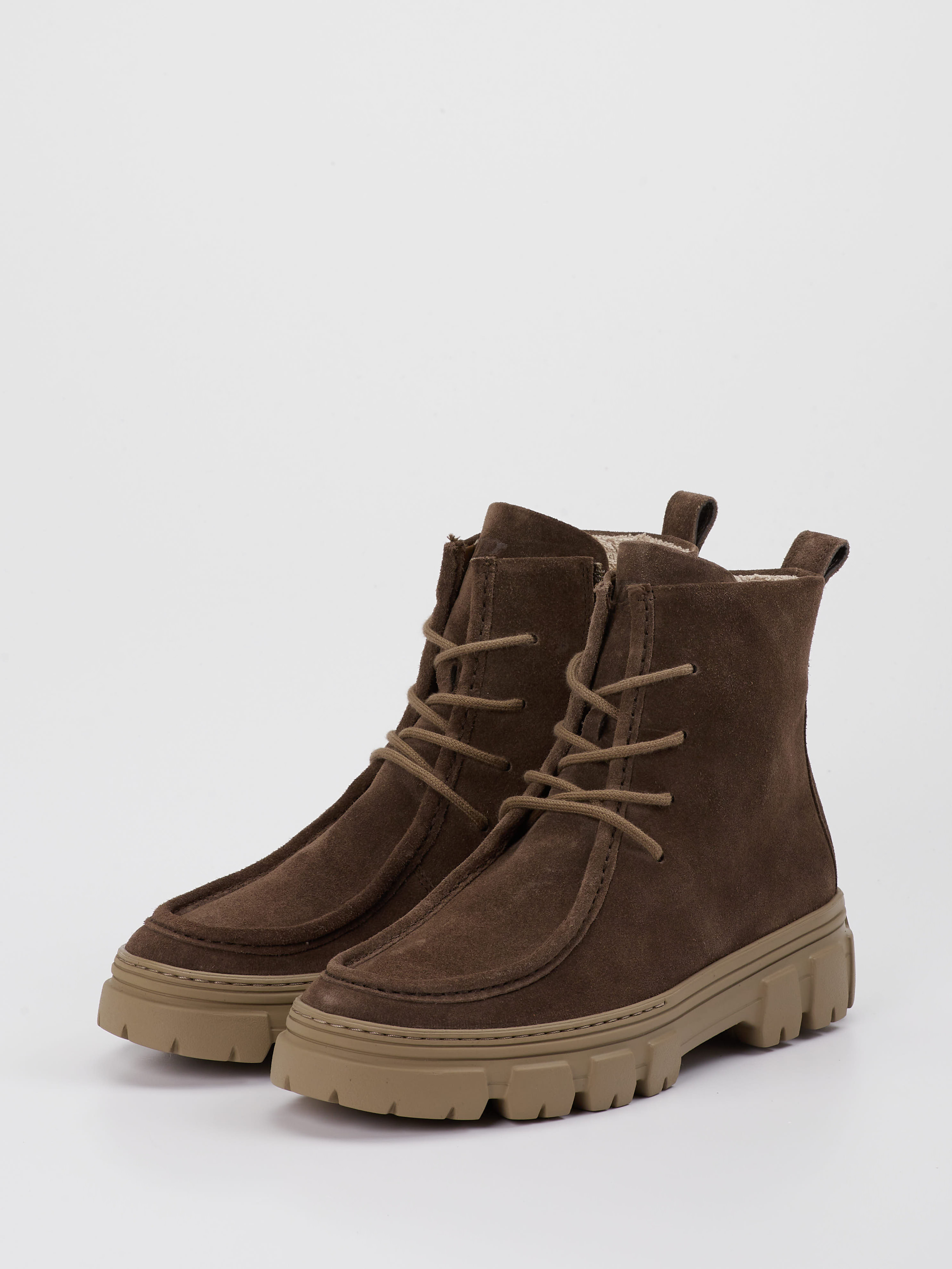 Sneaker High