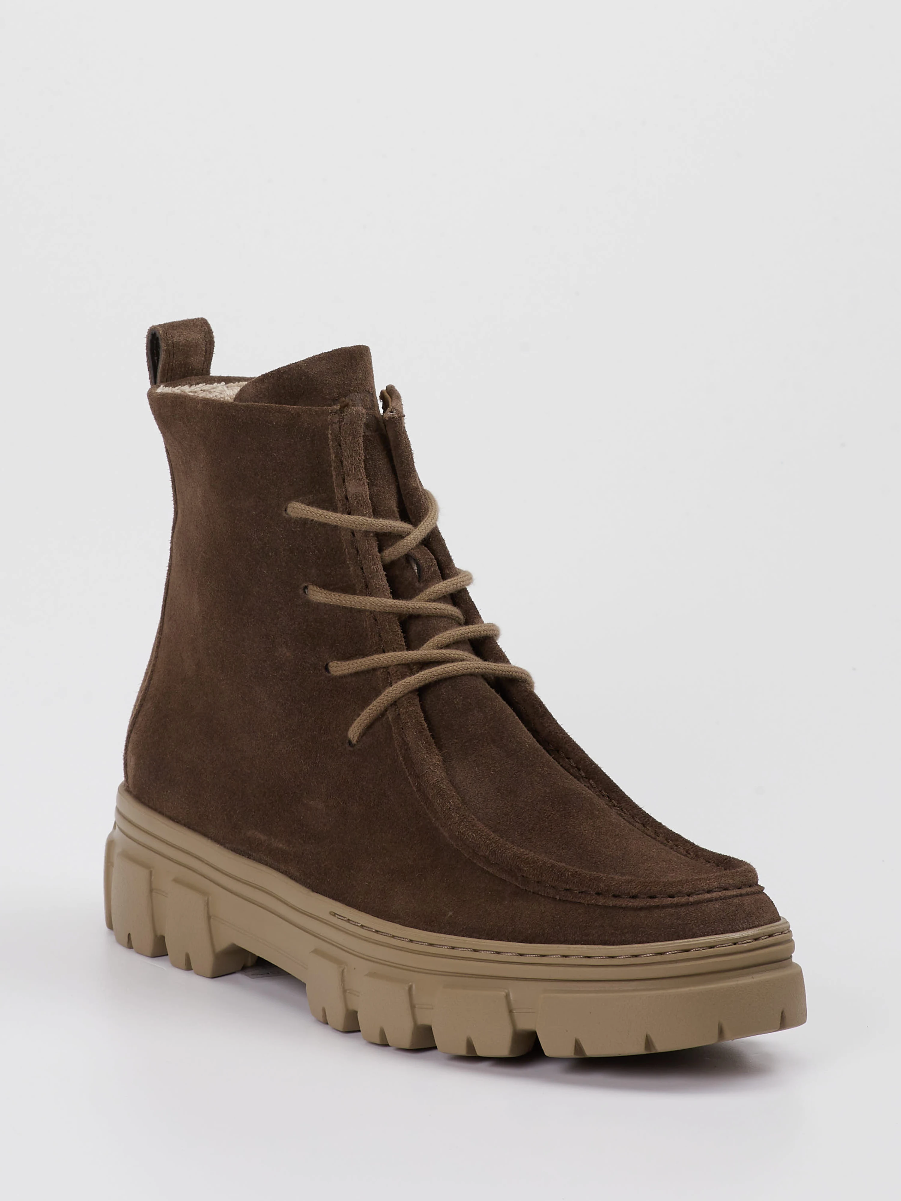 Sneaker High