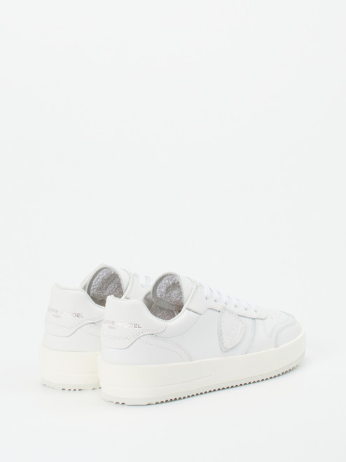 Sneaker weiß 1663799027403