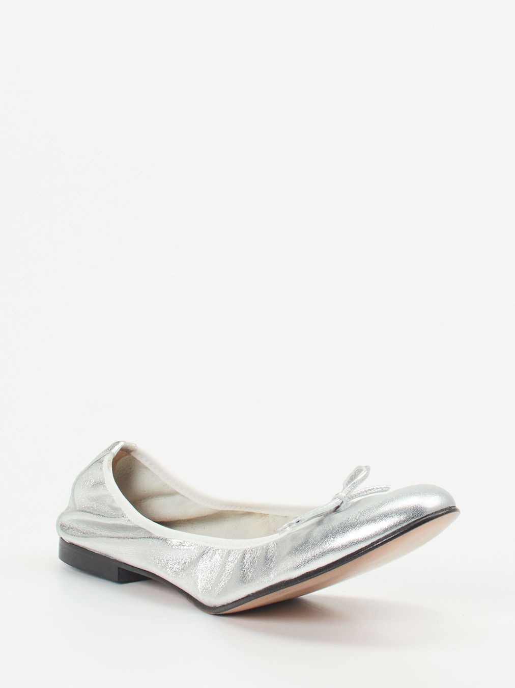 Konstantin Starke – Ballerinas aus Metallicleder silber