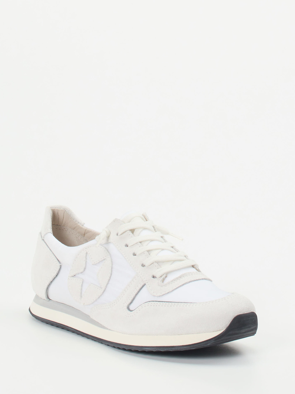 Kennel & Schmenger – Sneaker aus Veloursleder Offwhite