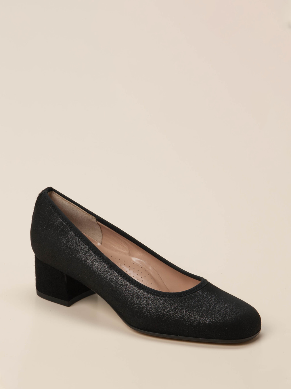 Cinzia Valle – Pumps aus glänzendem Textil schwarz