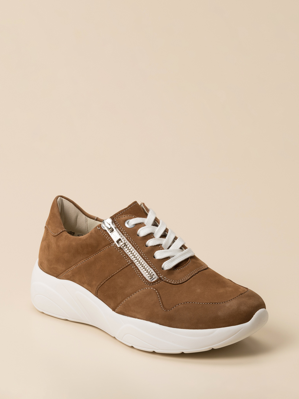 Solidus – Komfort-Sneaker aus Nubukleder cognacbraun