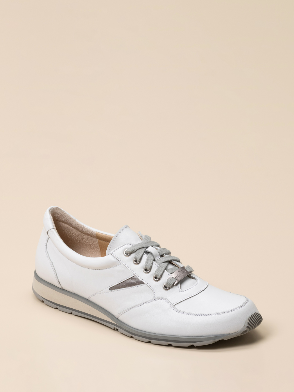 Schneider – Komfort-Sneaker aus Kalbleder weiß