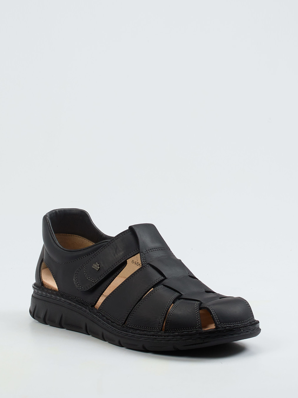 Finn Comfort – Klettsandale aus Fettleder schwarz