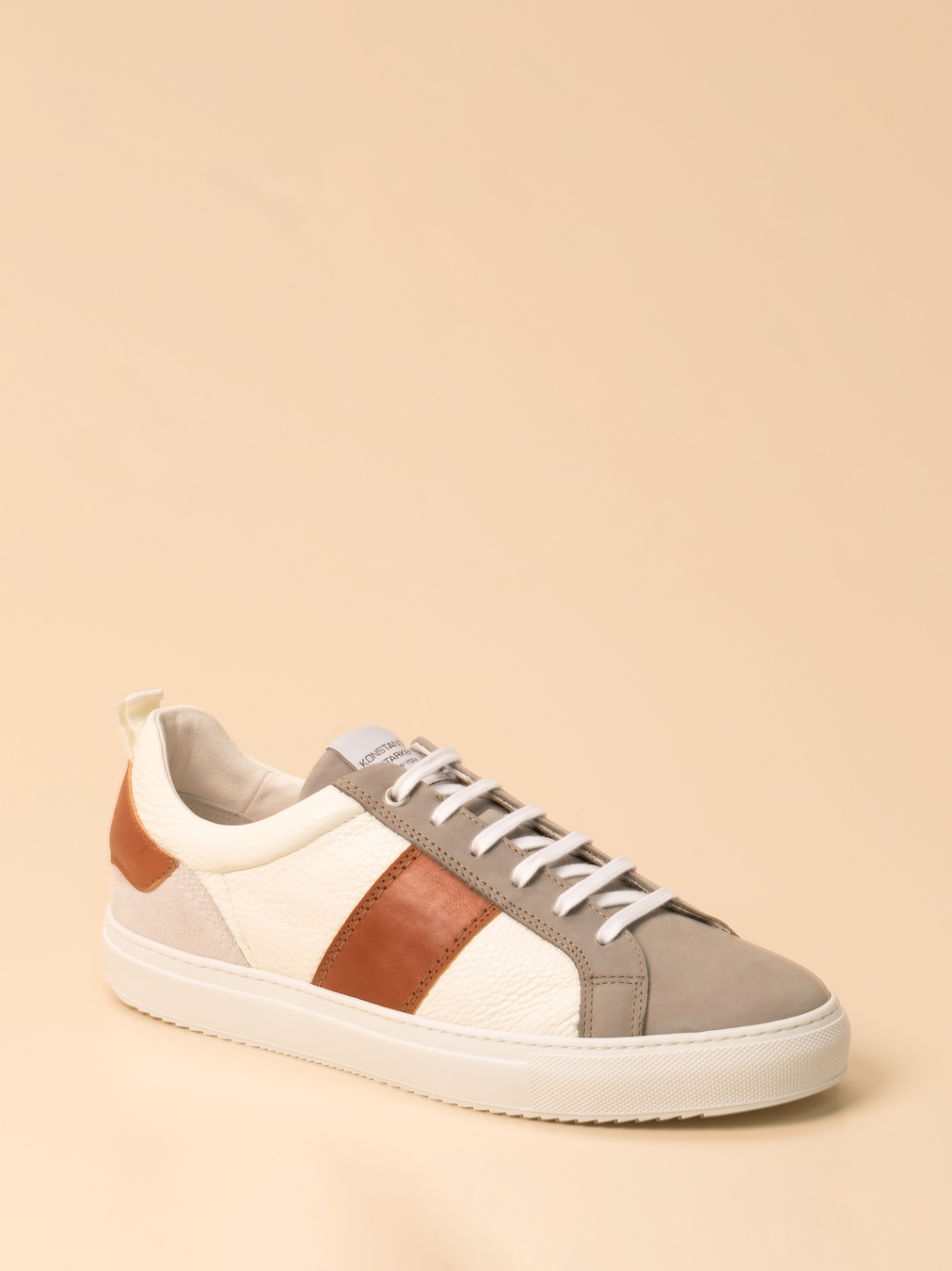 Konstantin Starke – Sneaker aus Kalbleder weiß-cognac