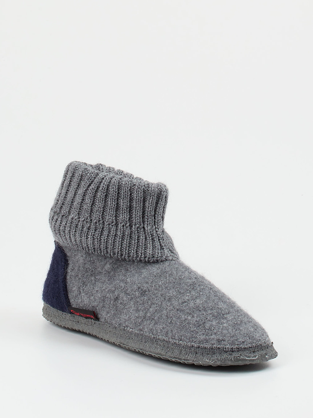 Giesswein – Hüttenschuhe aus Wollfilz grau