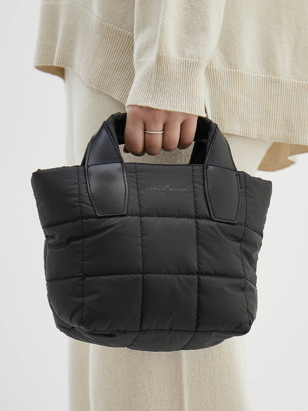 VeeCollective Berlin – Mini Tote Bag aus Ripstop-Nylon Schwarz