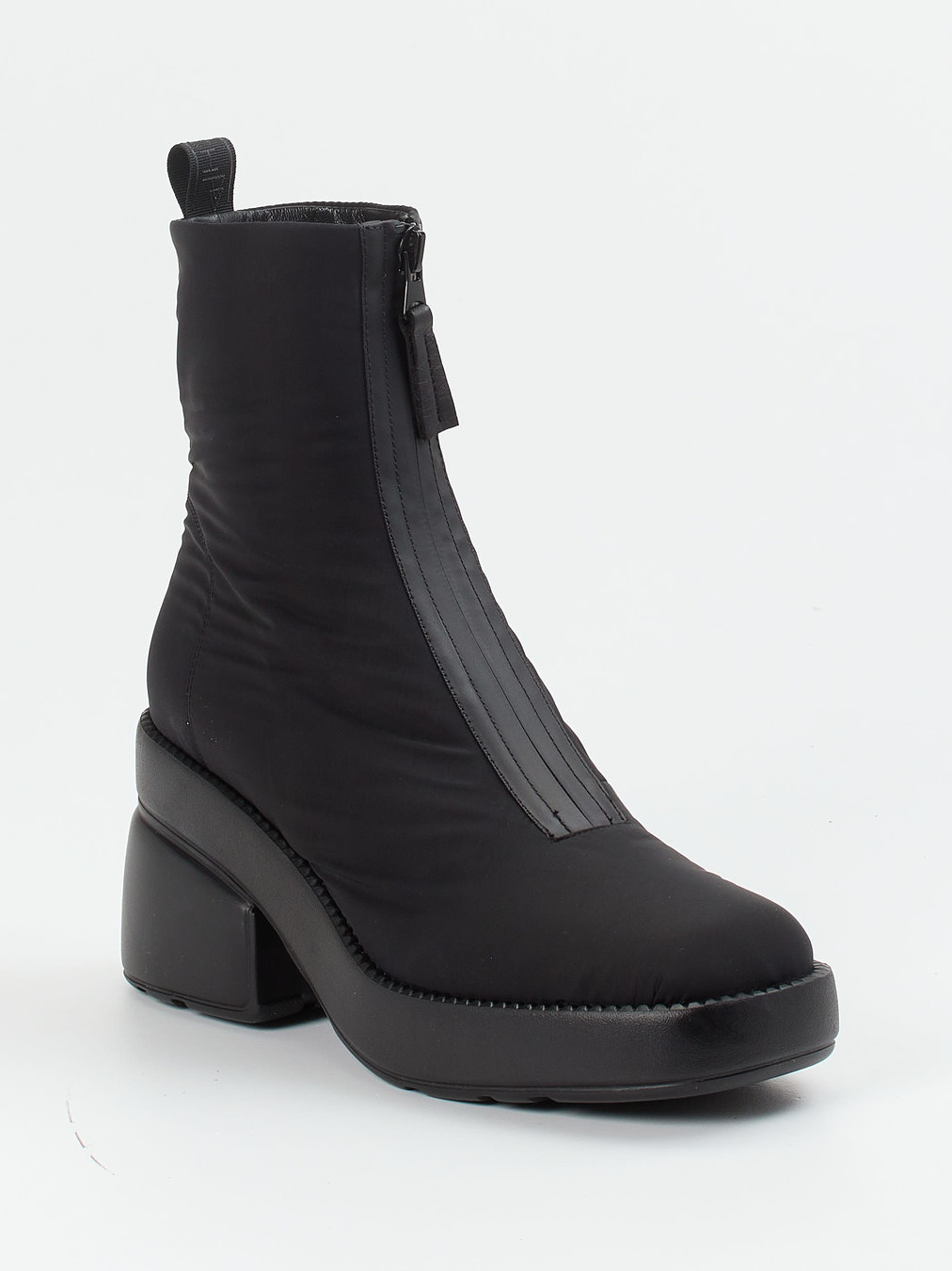 Elena Iachi – Ankle Boots aus Textil in Schwarz