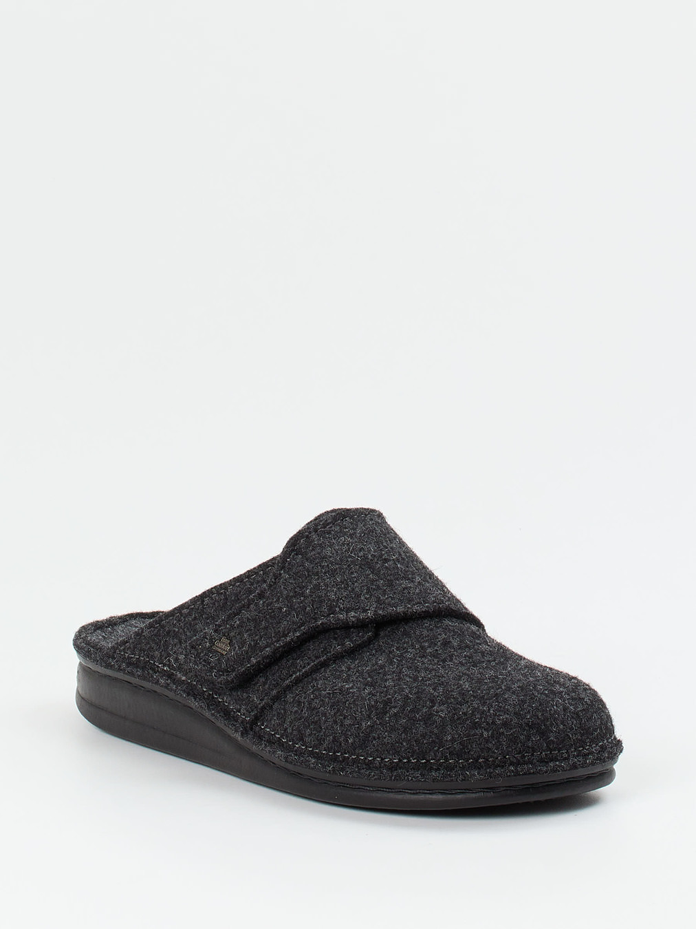 Finn Comfort – Hausschuhe aus Filz in Grau