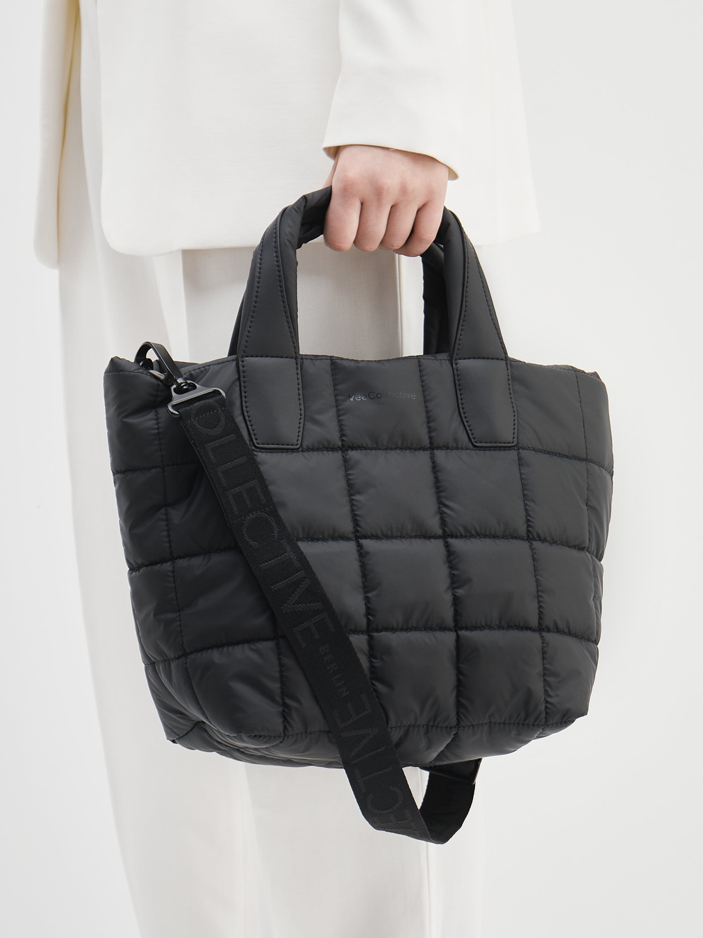 VeeCollective Berlin – Shopper Bag aus Nylon schwarz