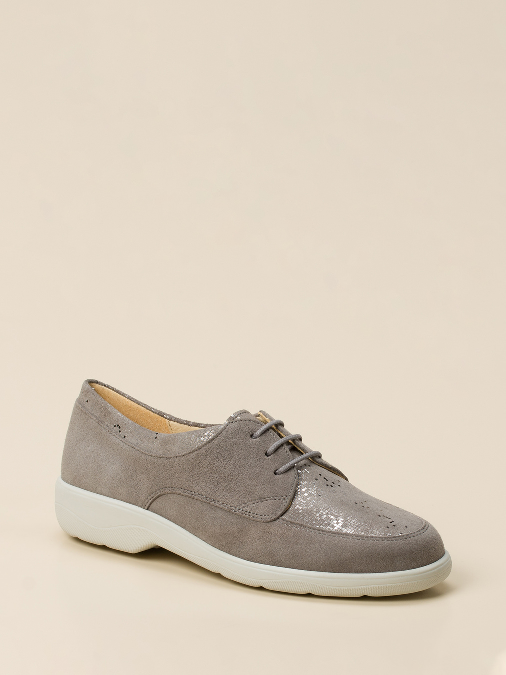Christian Dietz – Komfort-Schnürer aus Veloursleder silber