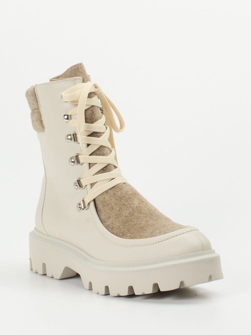 Konstantin Starke – Schnürboots aus Lammleder Cremebeige