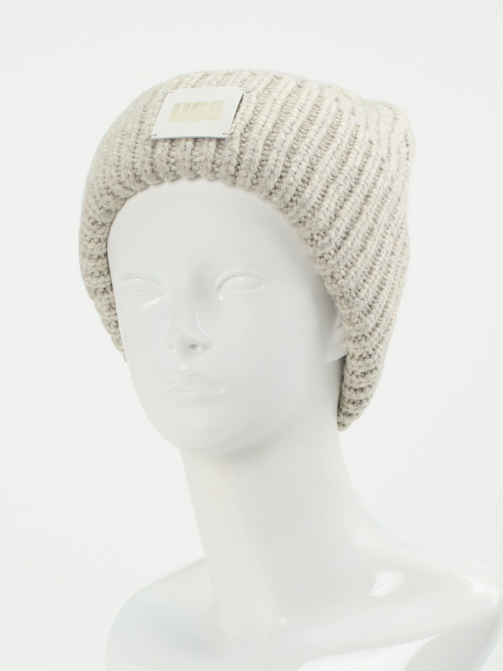 UGG – Strickmütze aus Textil in Hellbeige