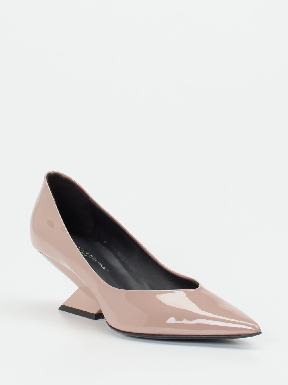 Konstantin Starke – Pumps aus Lackleder Rosébeige