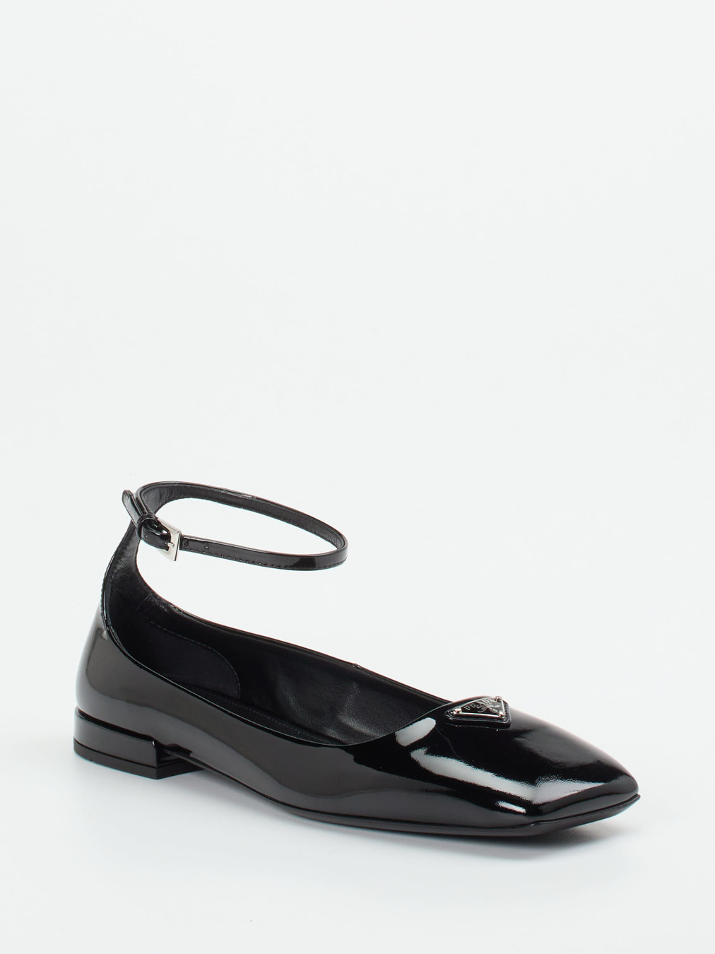 Prada – Ballerinas aus Lackleder Schwarz